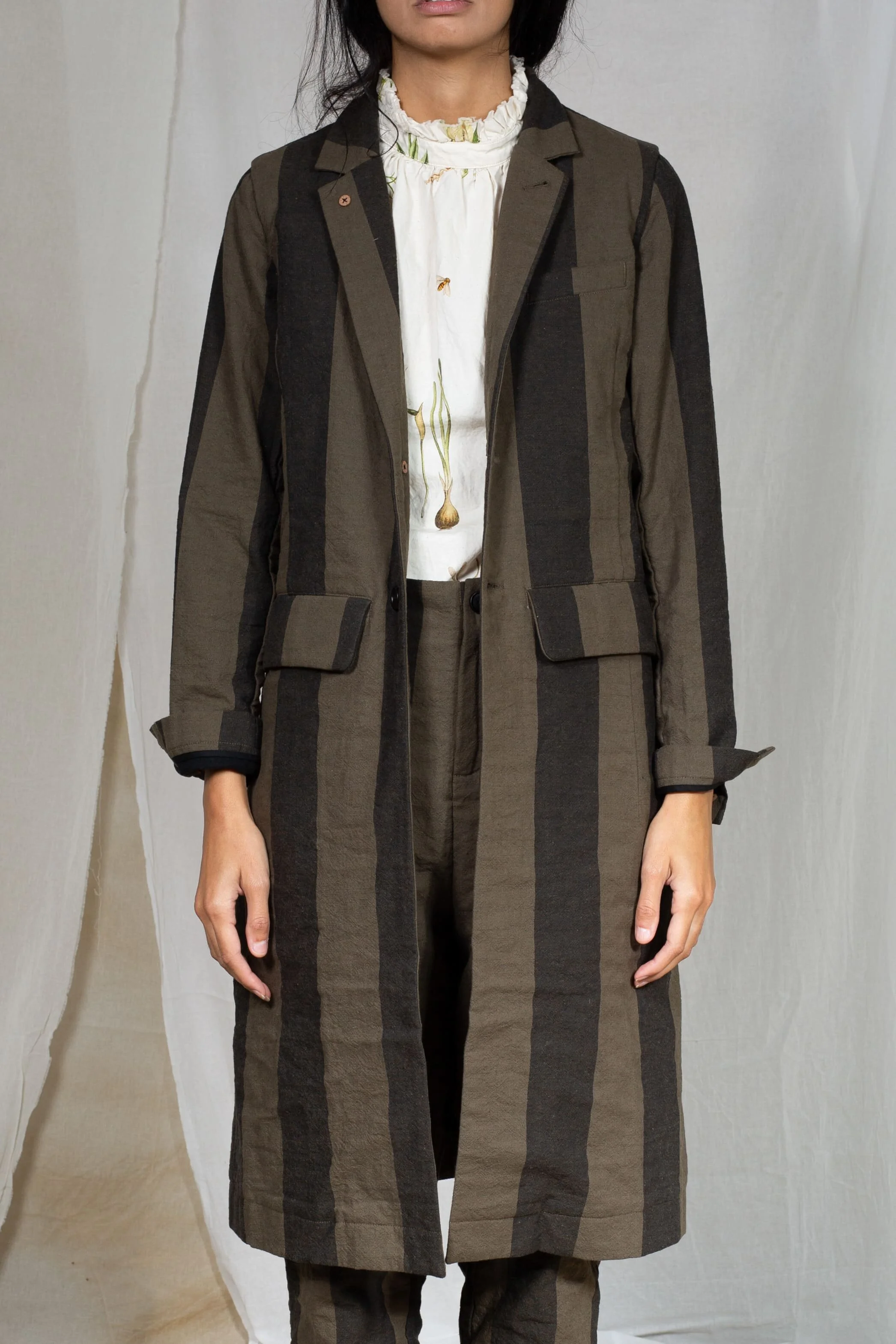 AM - SS2022 - LOOKBOOK WOMEN-149.jpg