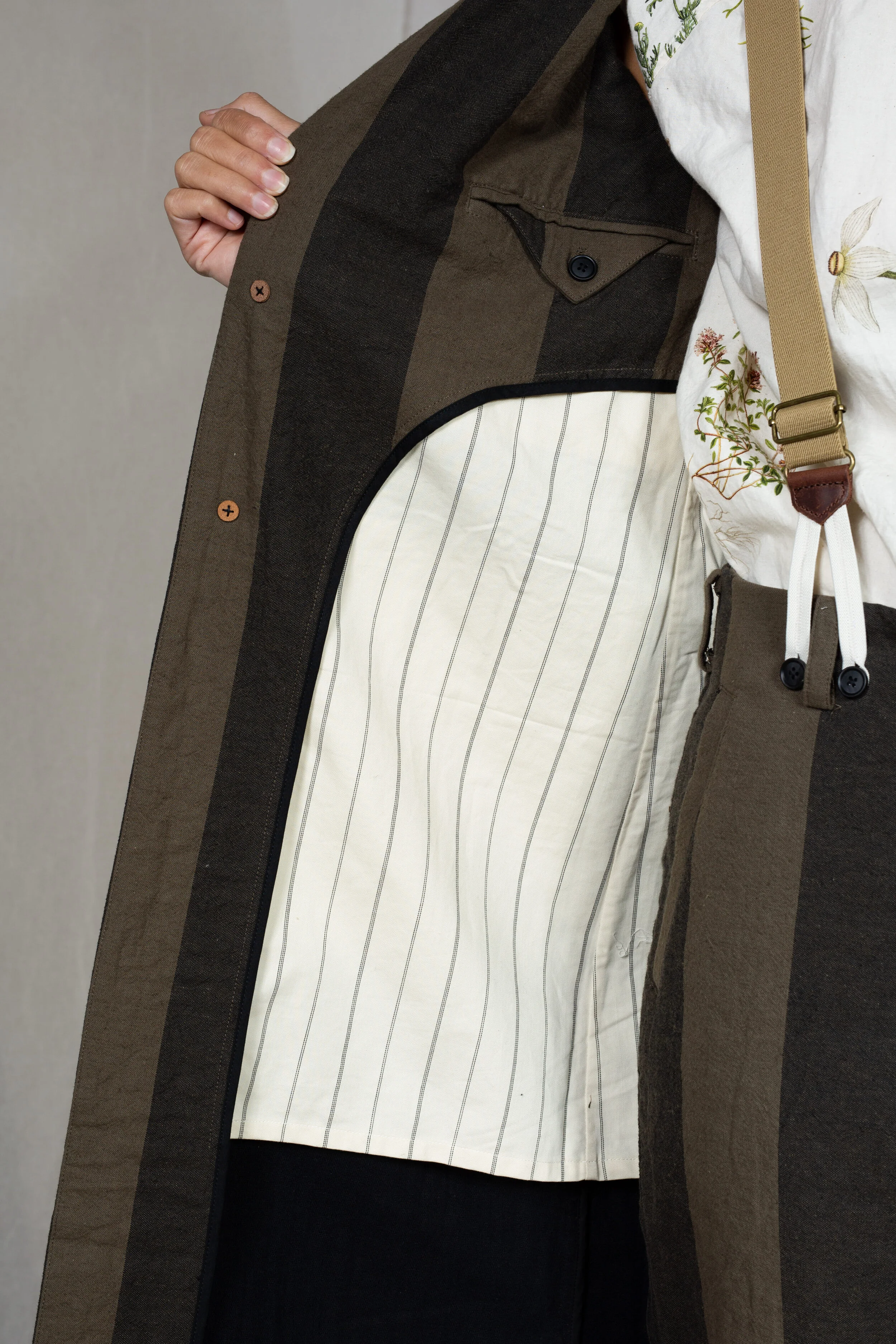 AM - SS2022 - LOOKBOOK WOMEN-151.jpg