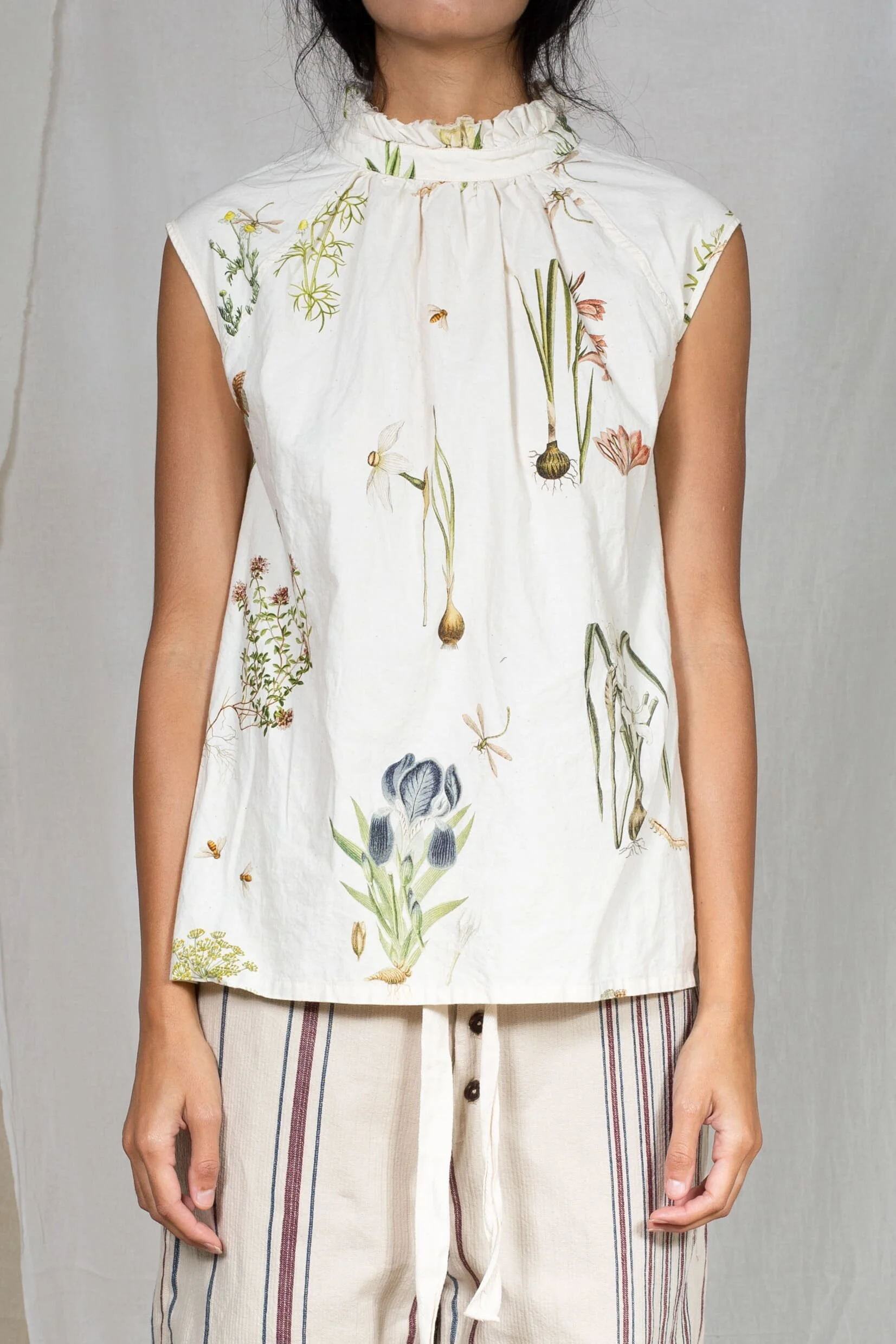 AM - SS2022 - LOOKBOOK WOMEN-218.jpg