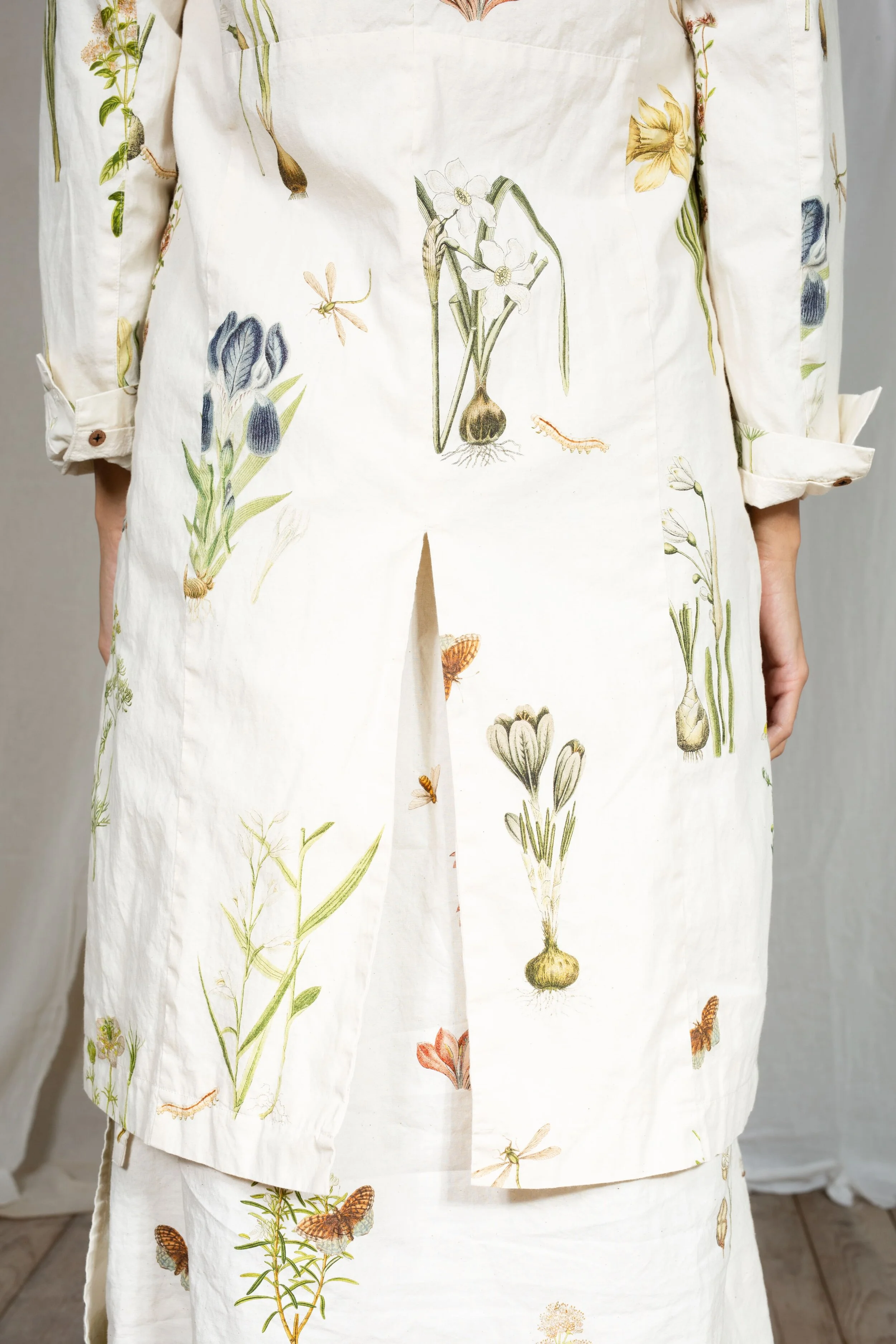AM - SS2022 - LOOKBOOK WOMEN-242.jpg