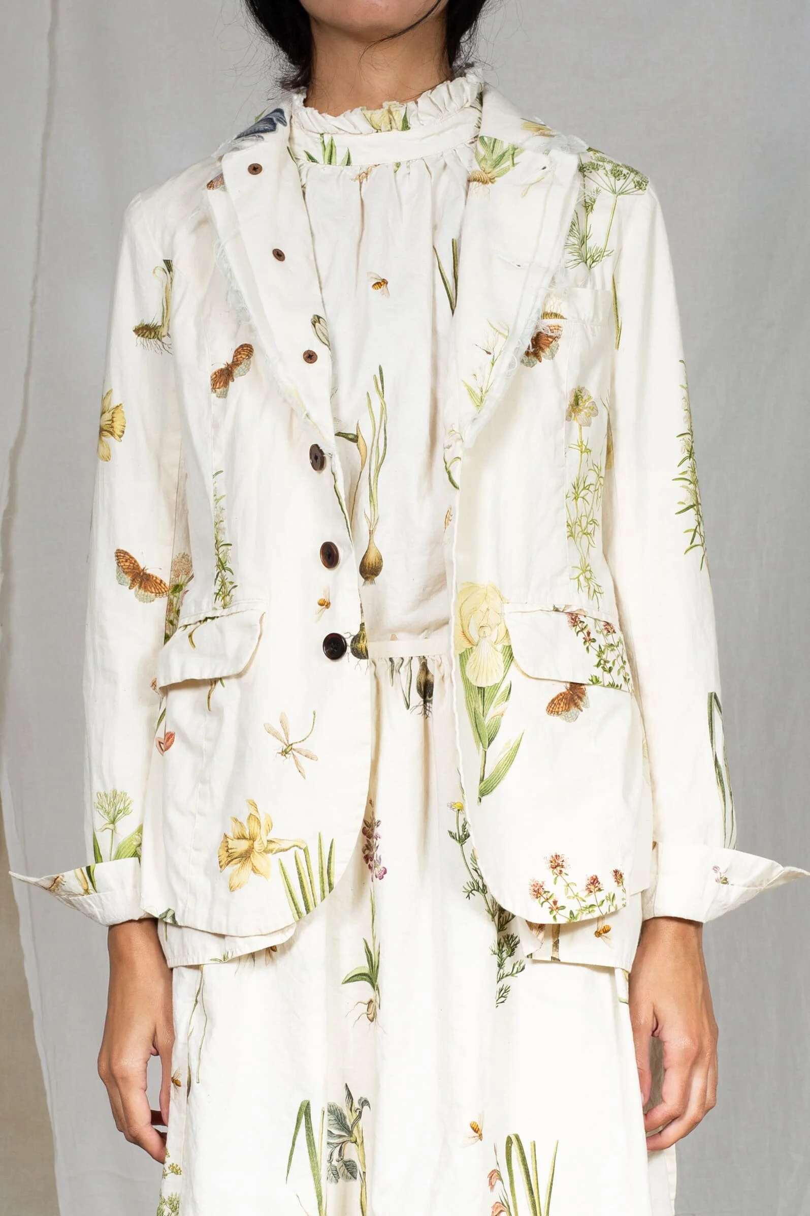 AM - SS2022 - LOOKBOOK WOMEN-250.jpg