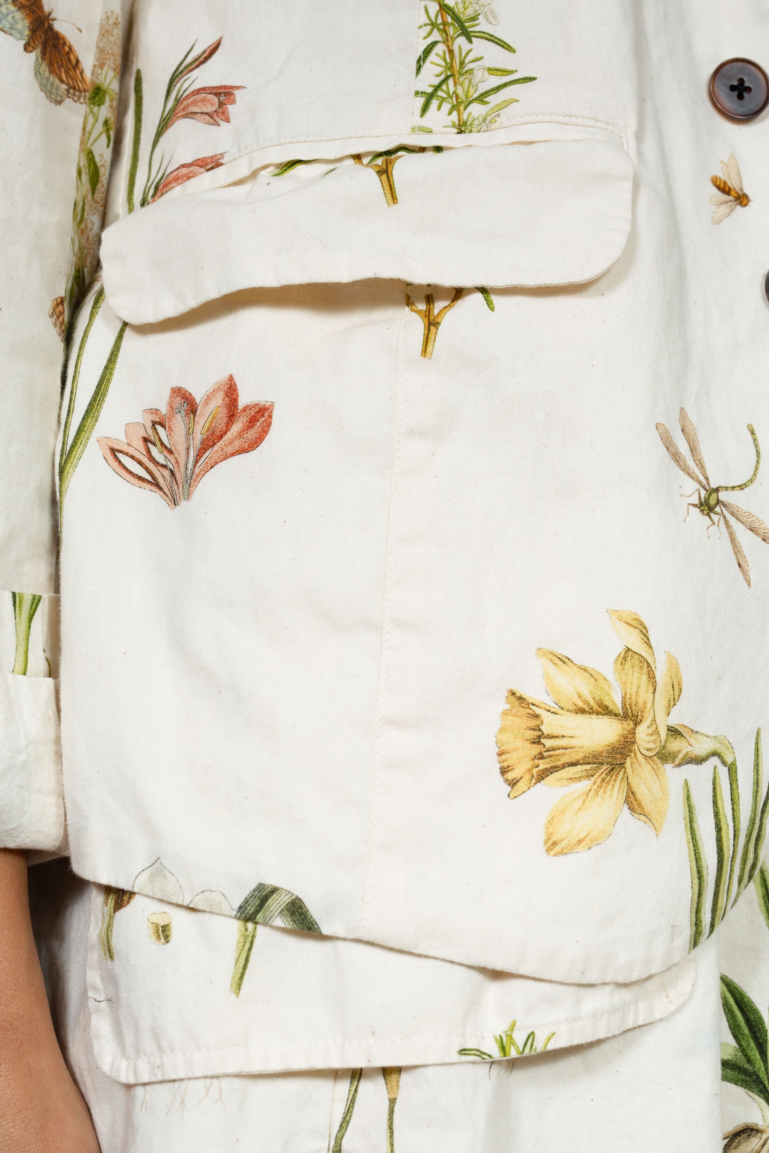 AM - SS2022 - LOOKBOOK WOMEN-252.jpg