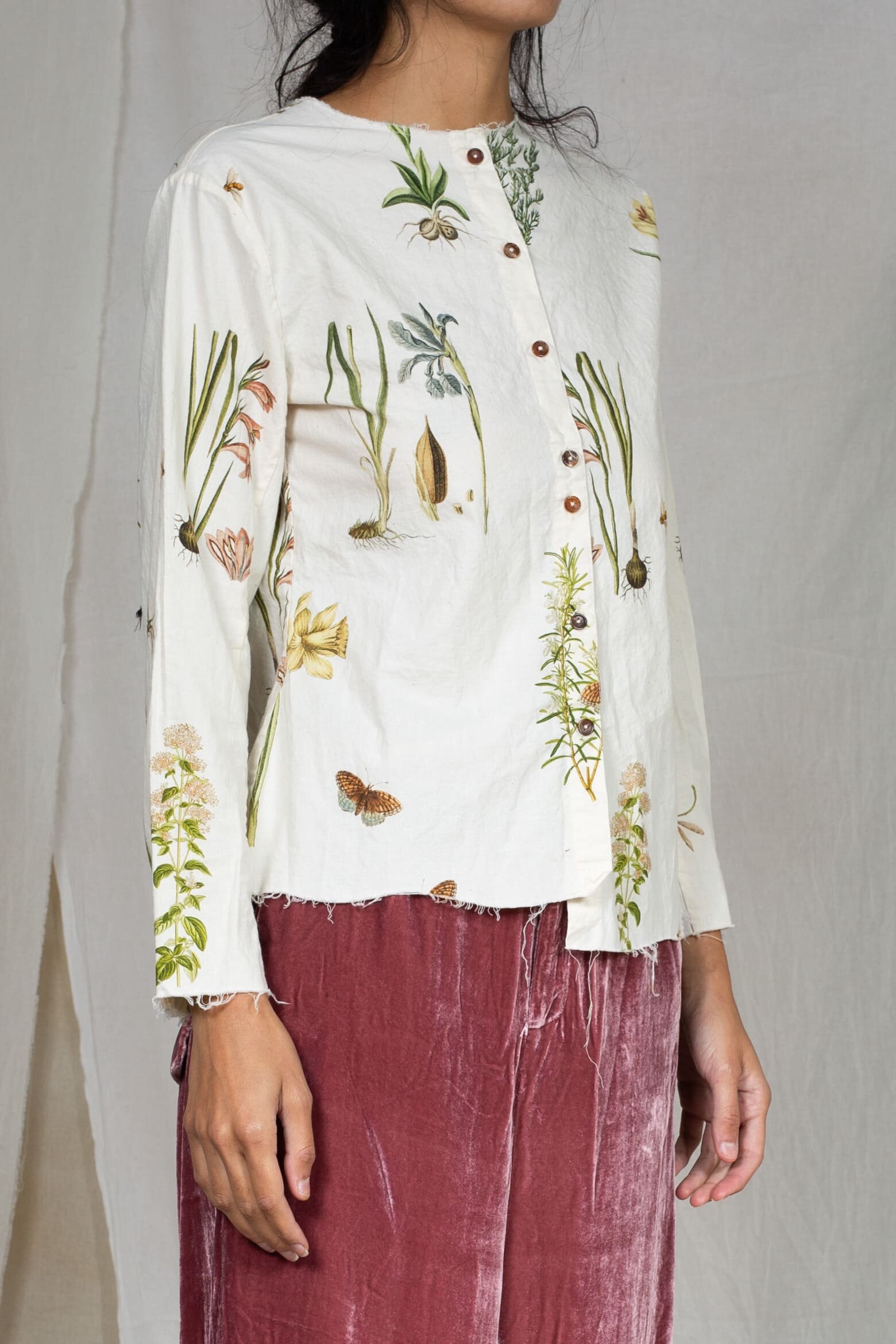 AM - SS2022 - LOOKBOOK WOMEN-319.jpg