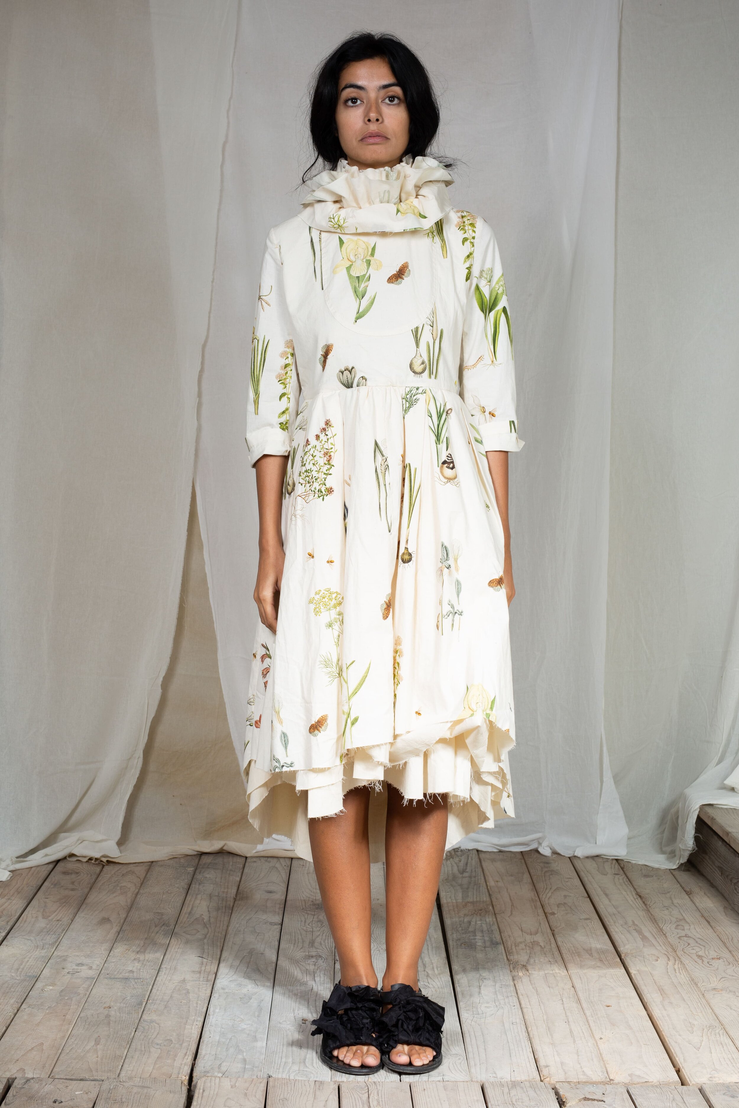 AM - SS2022 - LOOKBOOK WOMEN-296.jpg