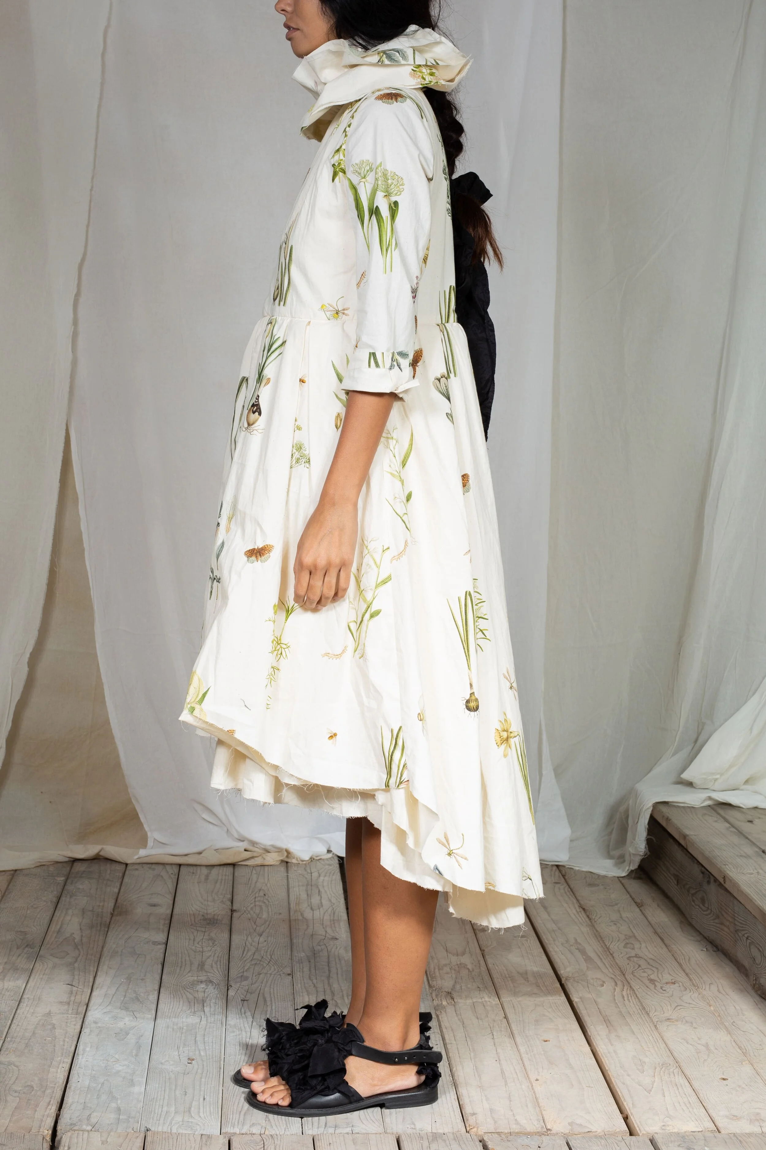 AM - SS2022 - LOOKBOOK WOMEN-298.jpg