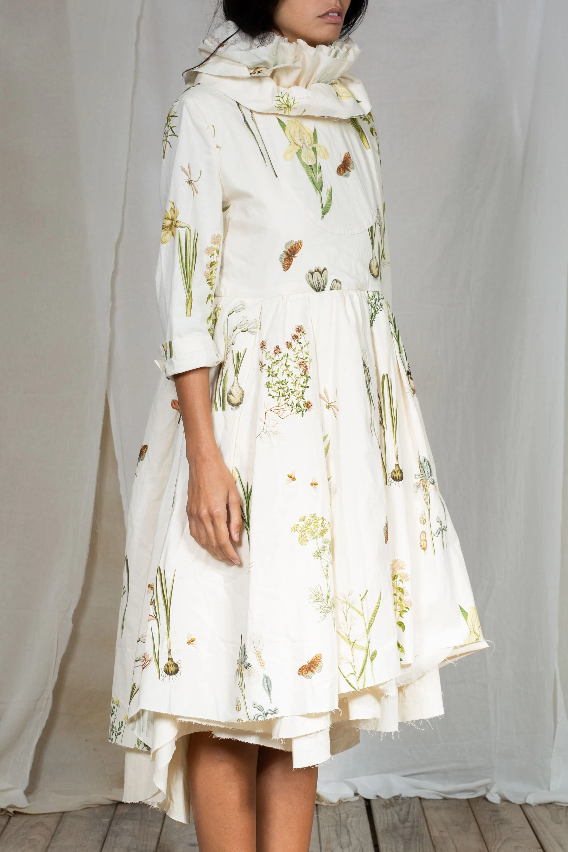 AM - SS2022 - LOOKBOOK WOMEN-301.jpg