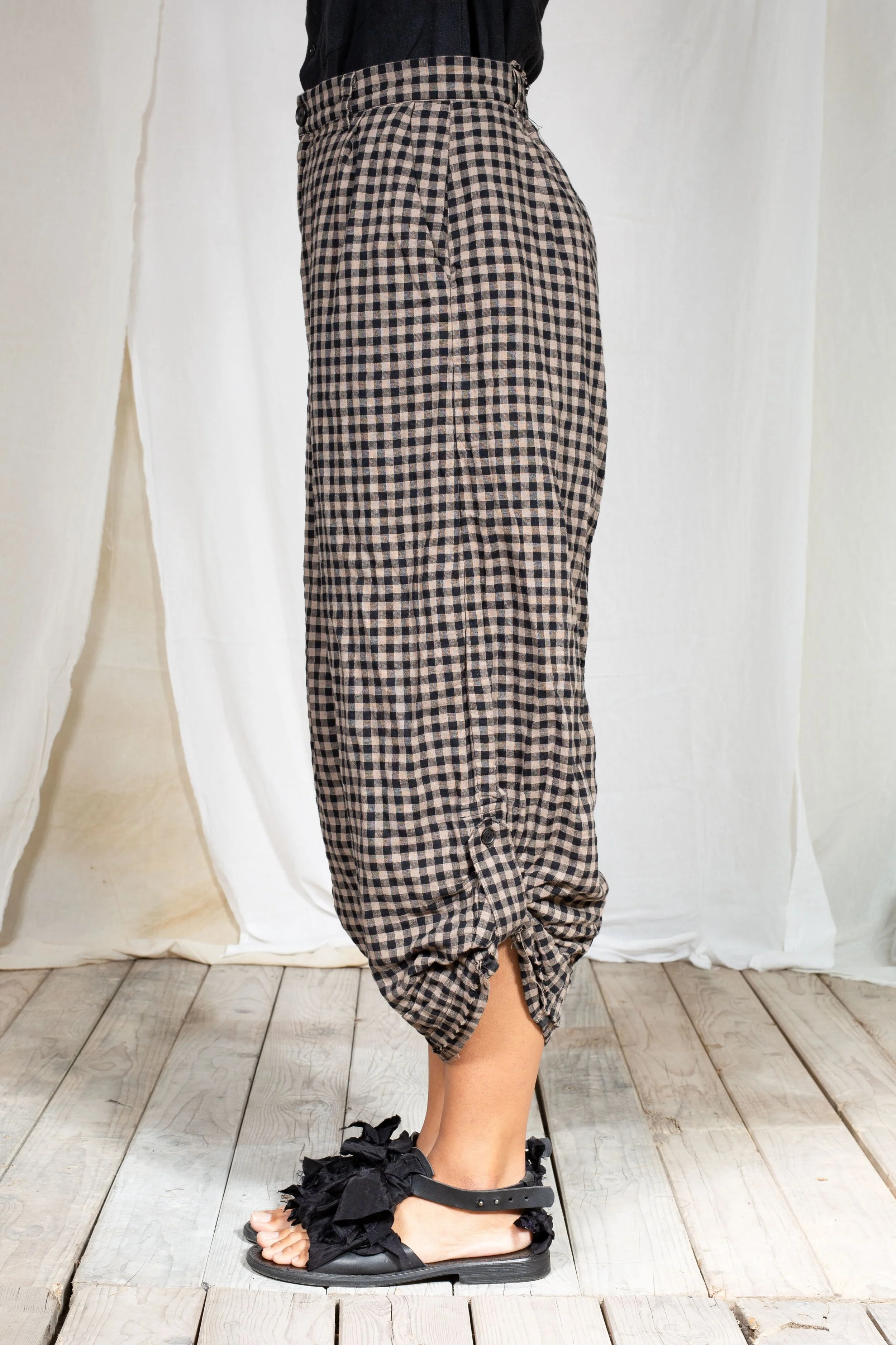 AM - SS2022 - LOOKBOOK WOMEN-286.jpg