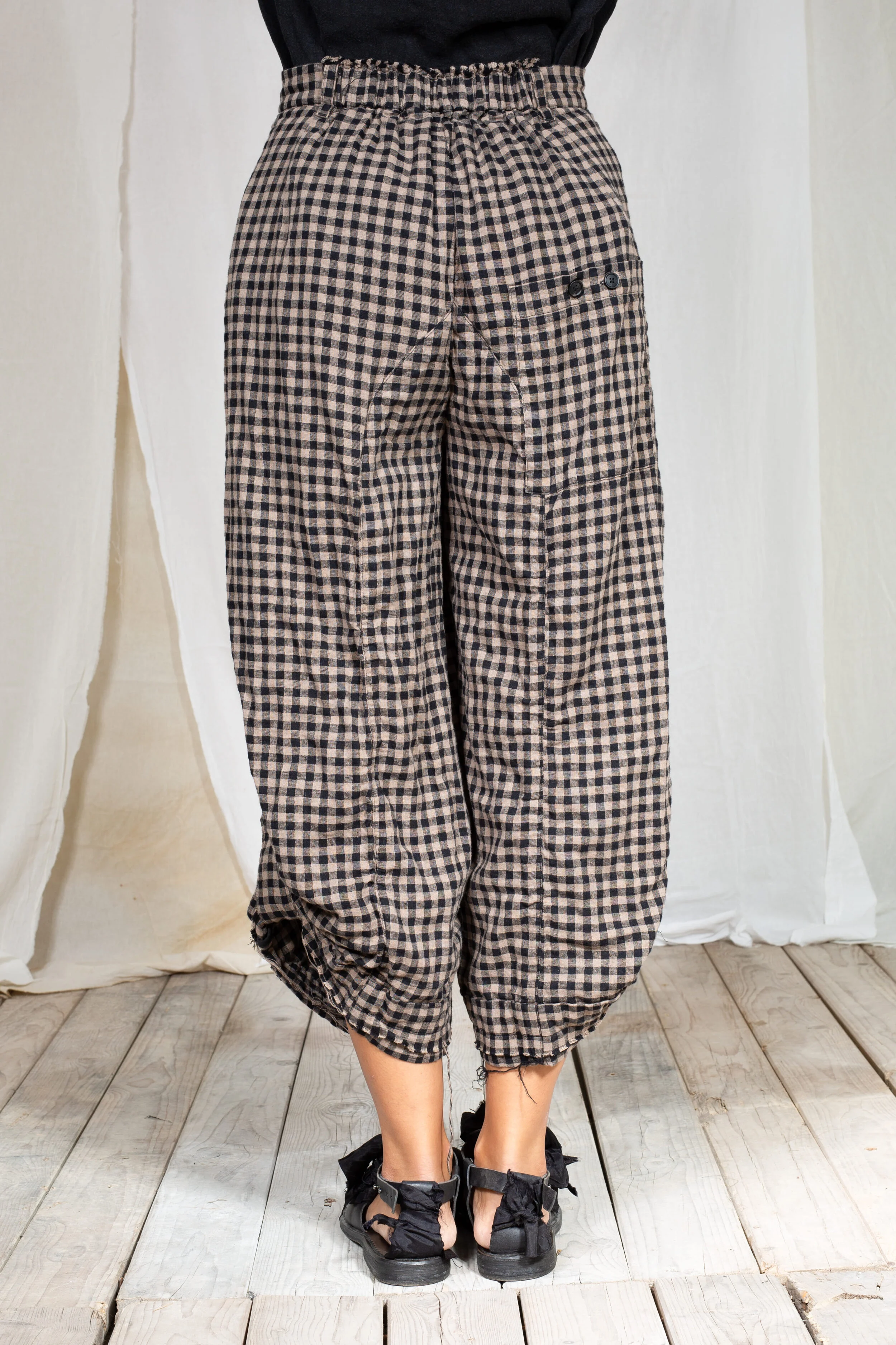 AM - SS2022 - LOOKBOOK WOMEN-288.jpg