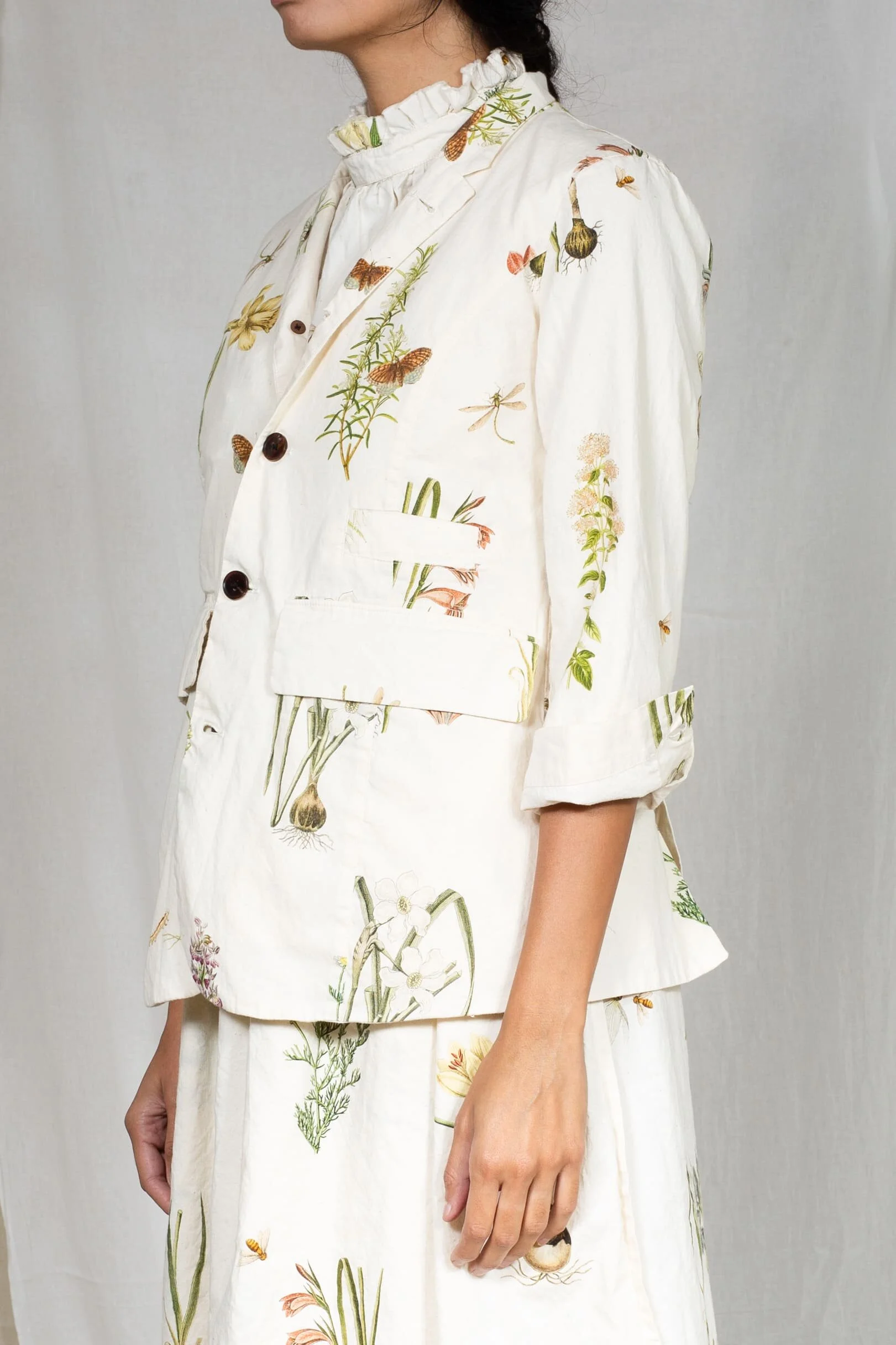 AM - SS2022 - LOOKBOOK WOMEN-557.jpg