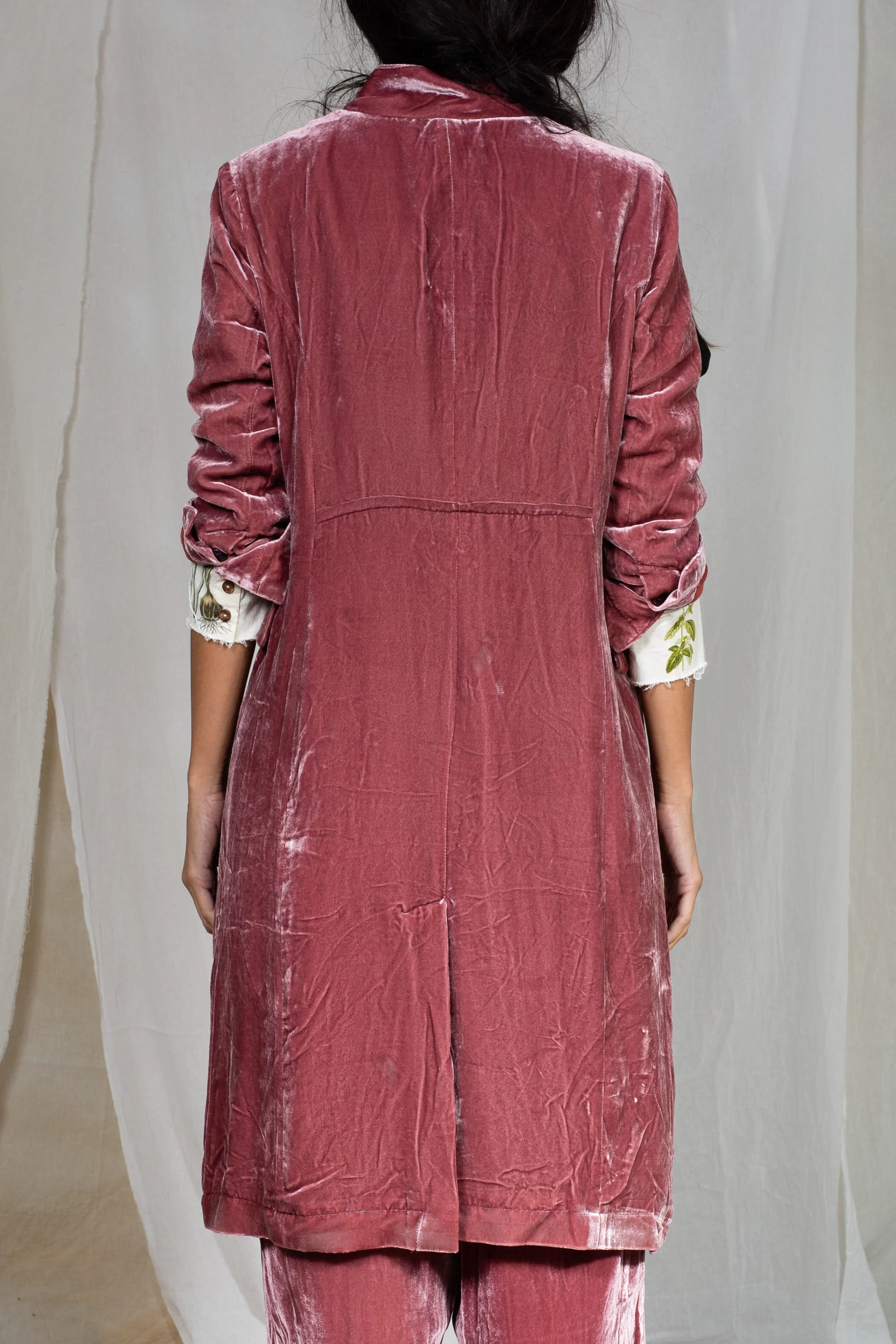 AM - SS2022 - LOOKBOOK WOMEN-524.jpg