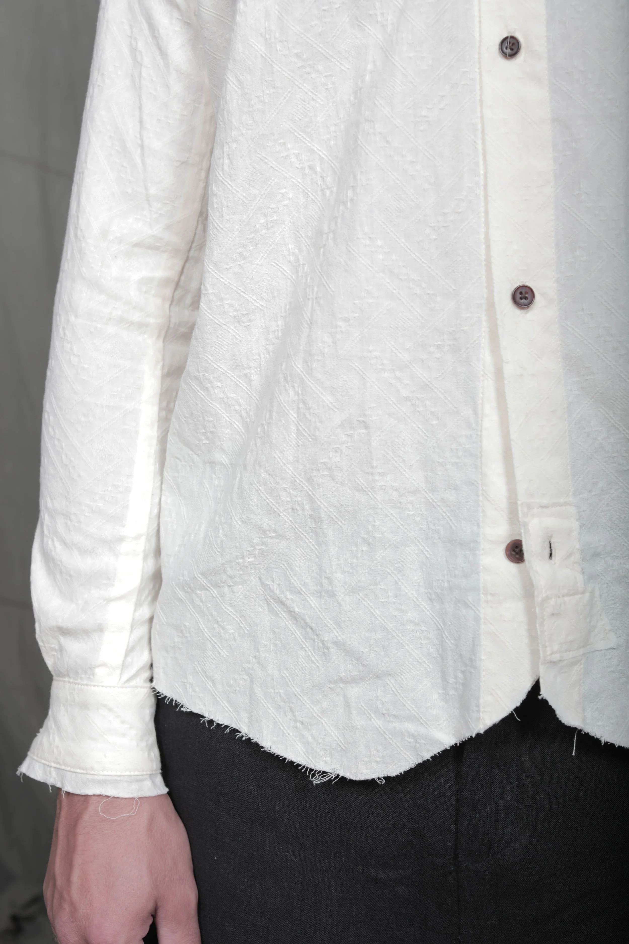 AM - SS2023 - MENS LOOKBOOK-26.jpg