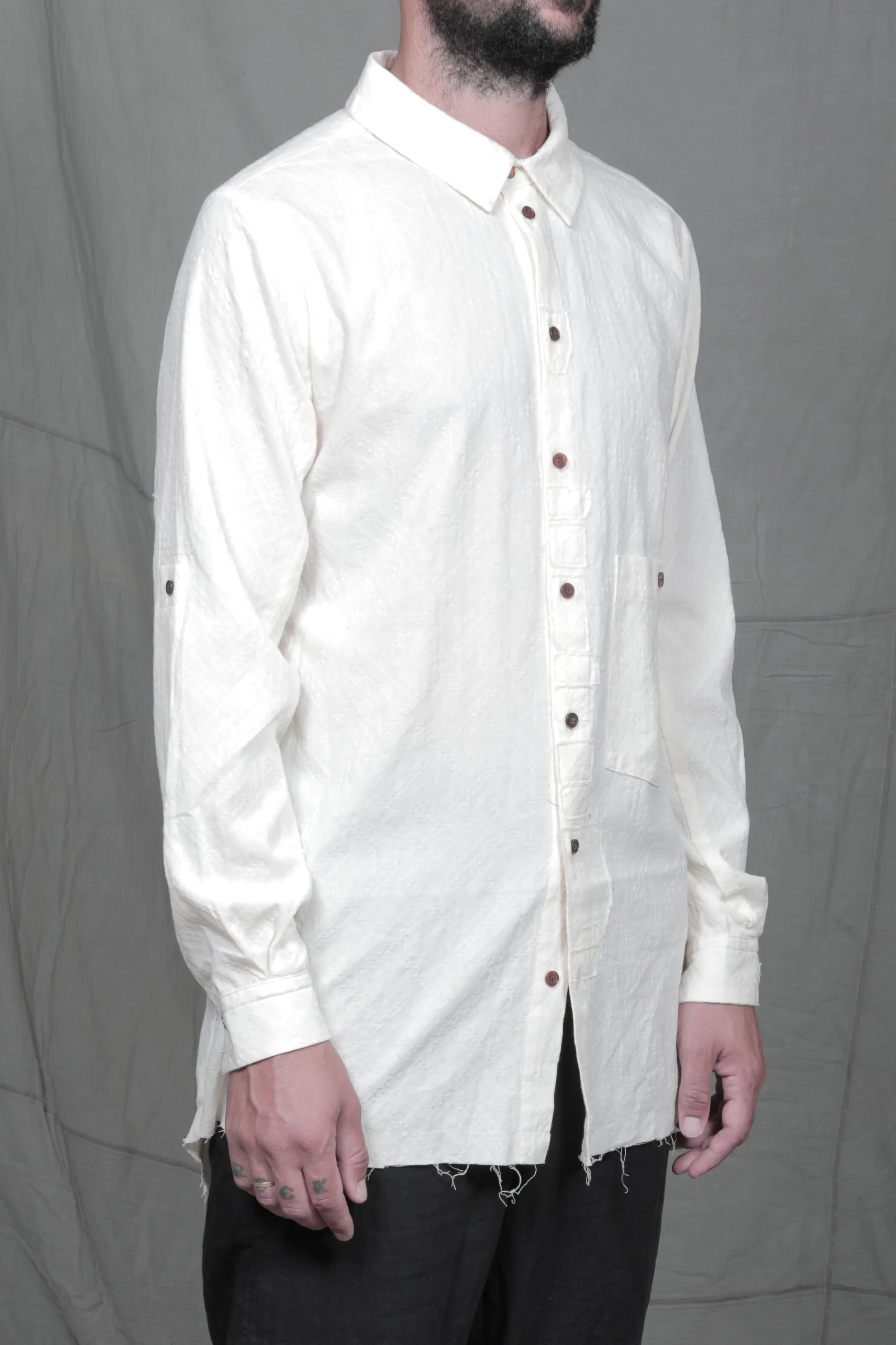 AM - SS2023 - MENS LOOKBOOK-34.jpg