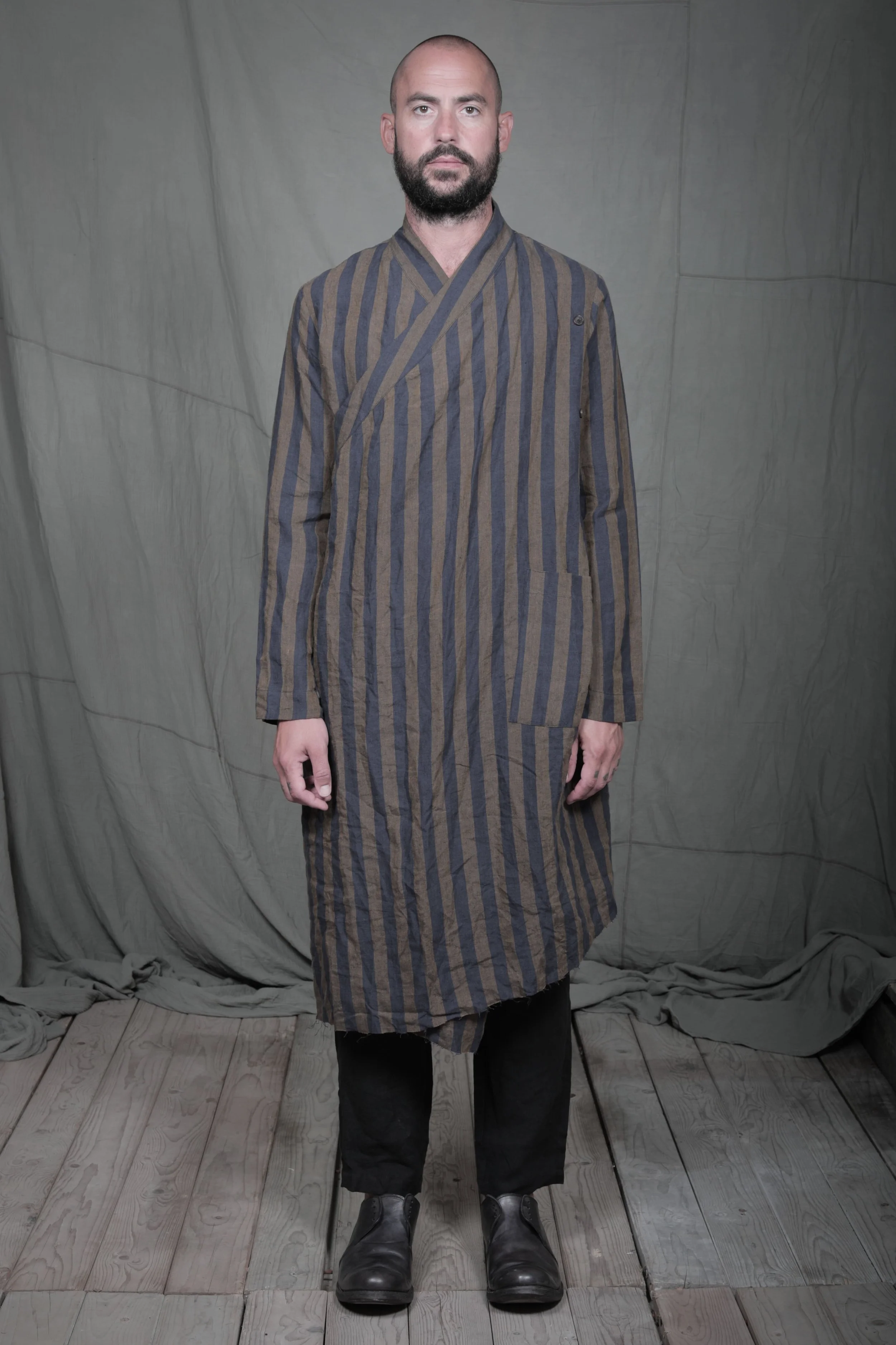 AM - SS2023 - MENS LOOKBOOK-74.jpg