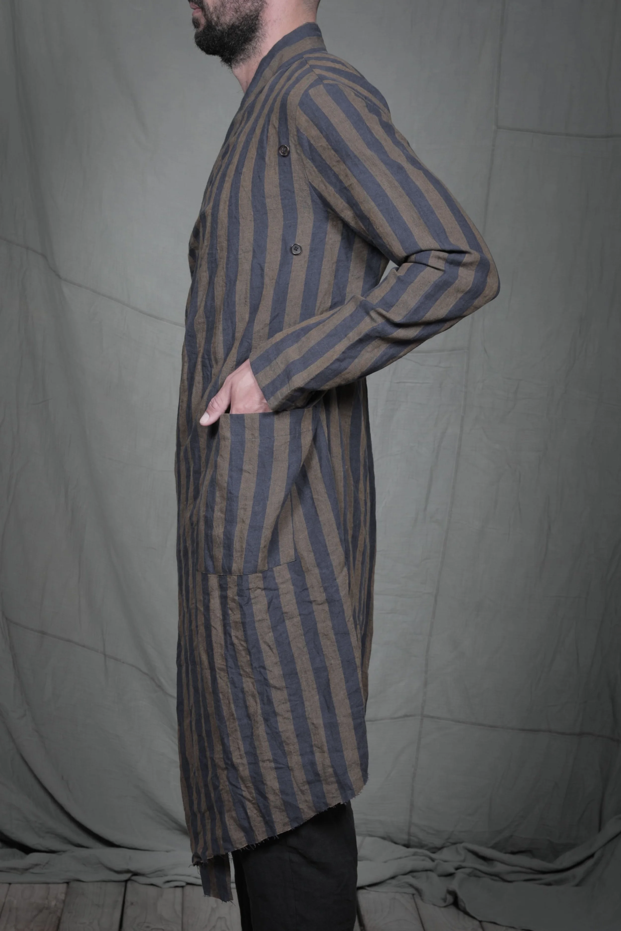 AM - SS2023 - MENS LOOKBOOK-77.jpg