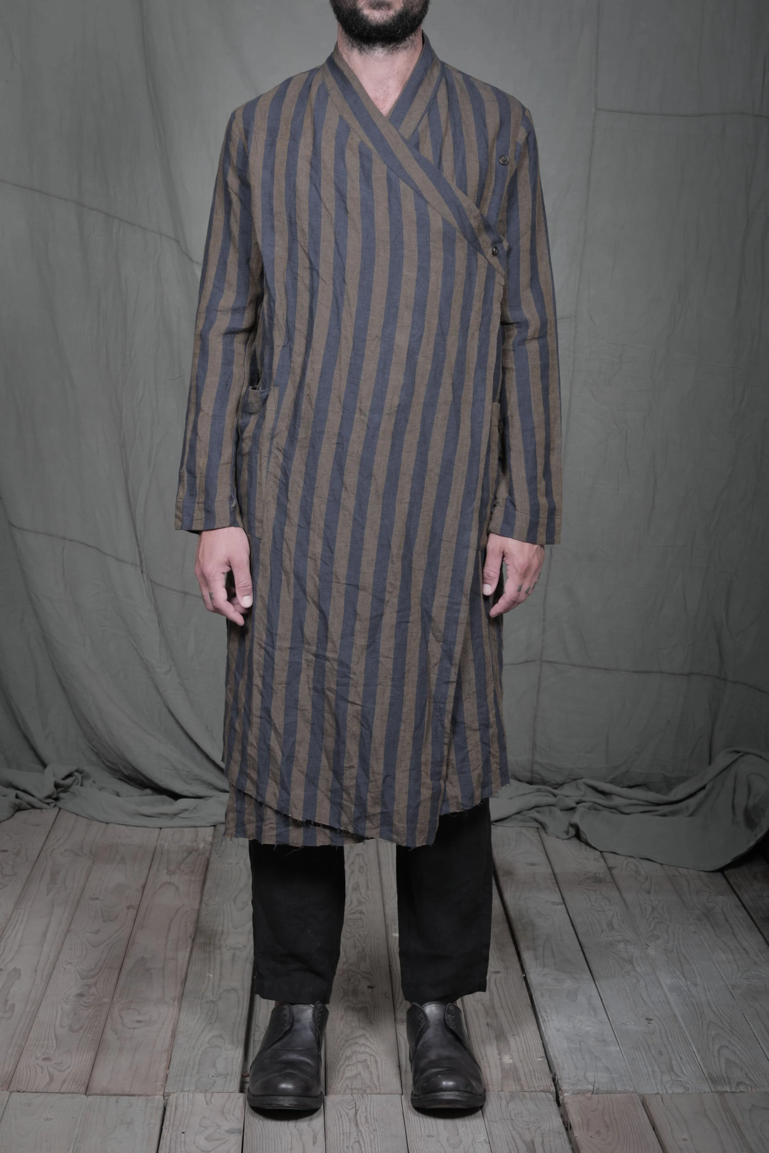 AM - SS2023 - MENS LOOKBOOK-81.jpg