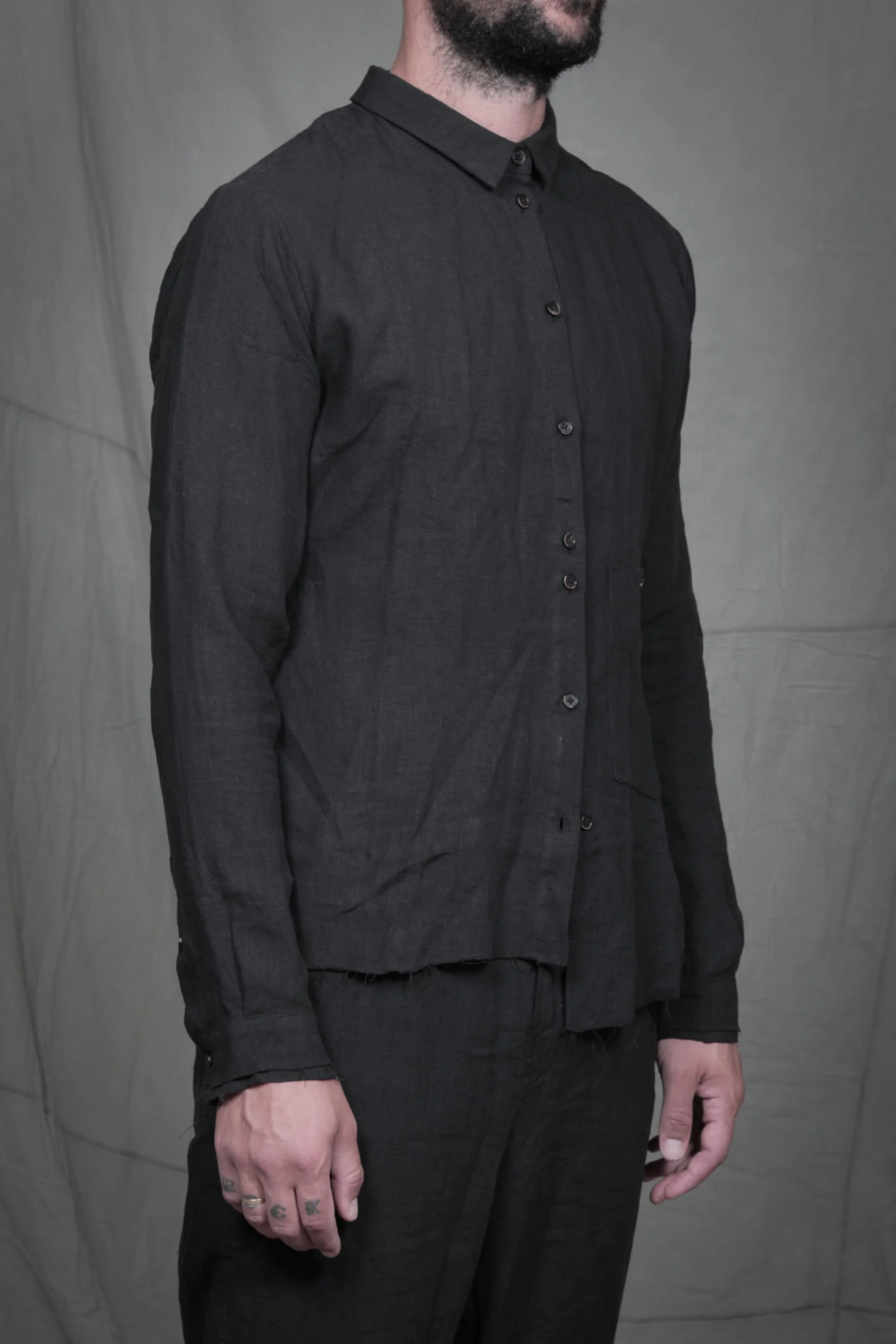 AM - SS2023 - MENS LOOKBOOK-119.jpg