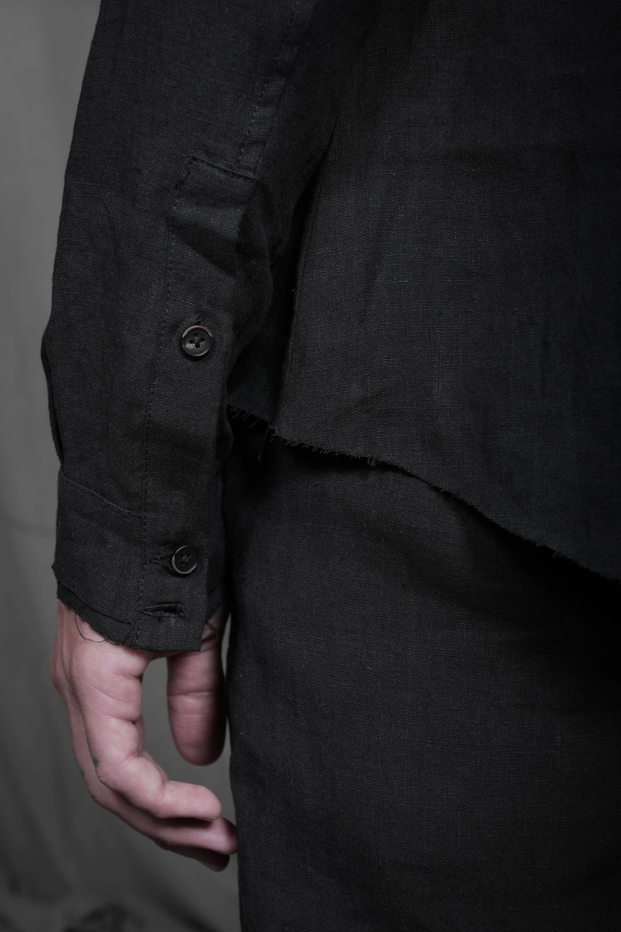 AM - SS2023 - MENS LOOKBOOK-122.jpg