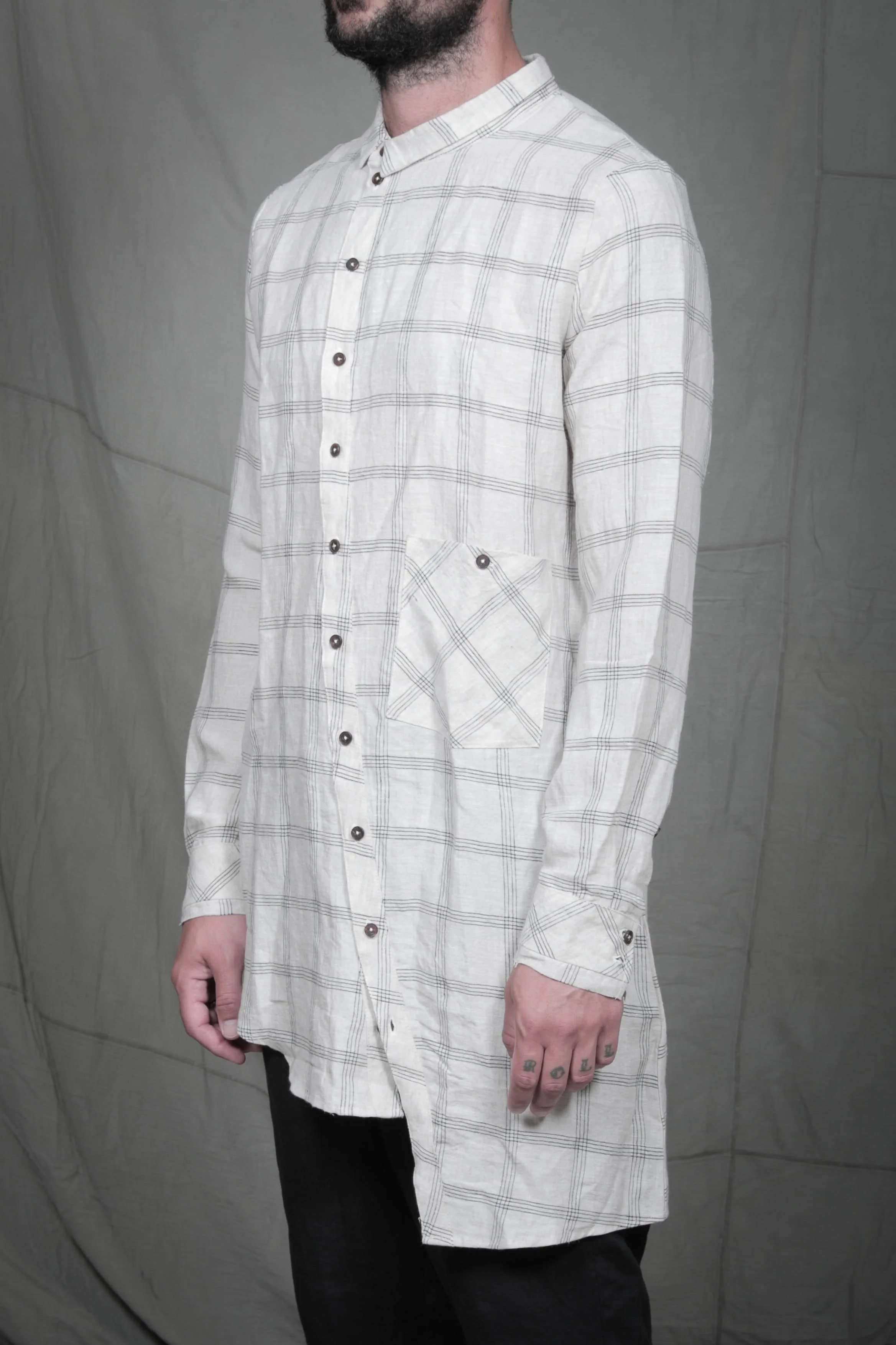 AM - SS2023 - MENS LOOKBOOK-89.jpg