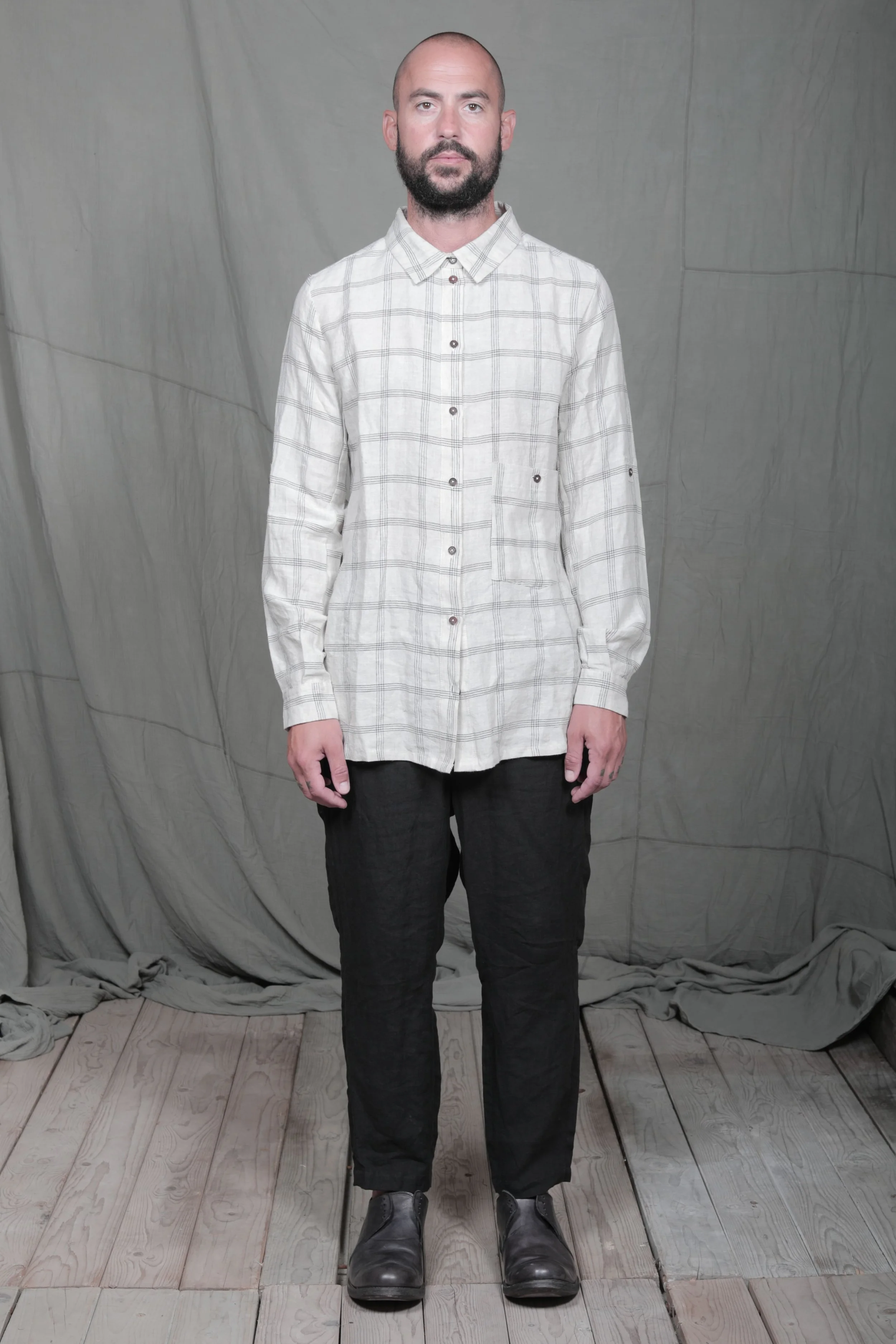 AM - SS2023 - MENS LOOKBOOK-96.jpg