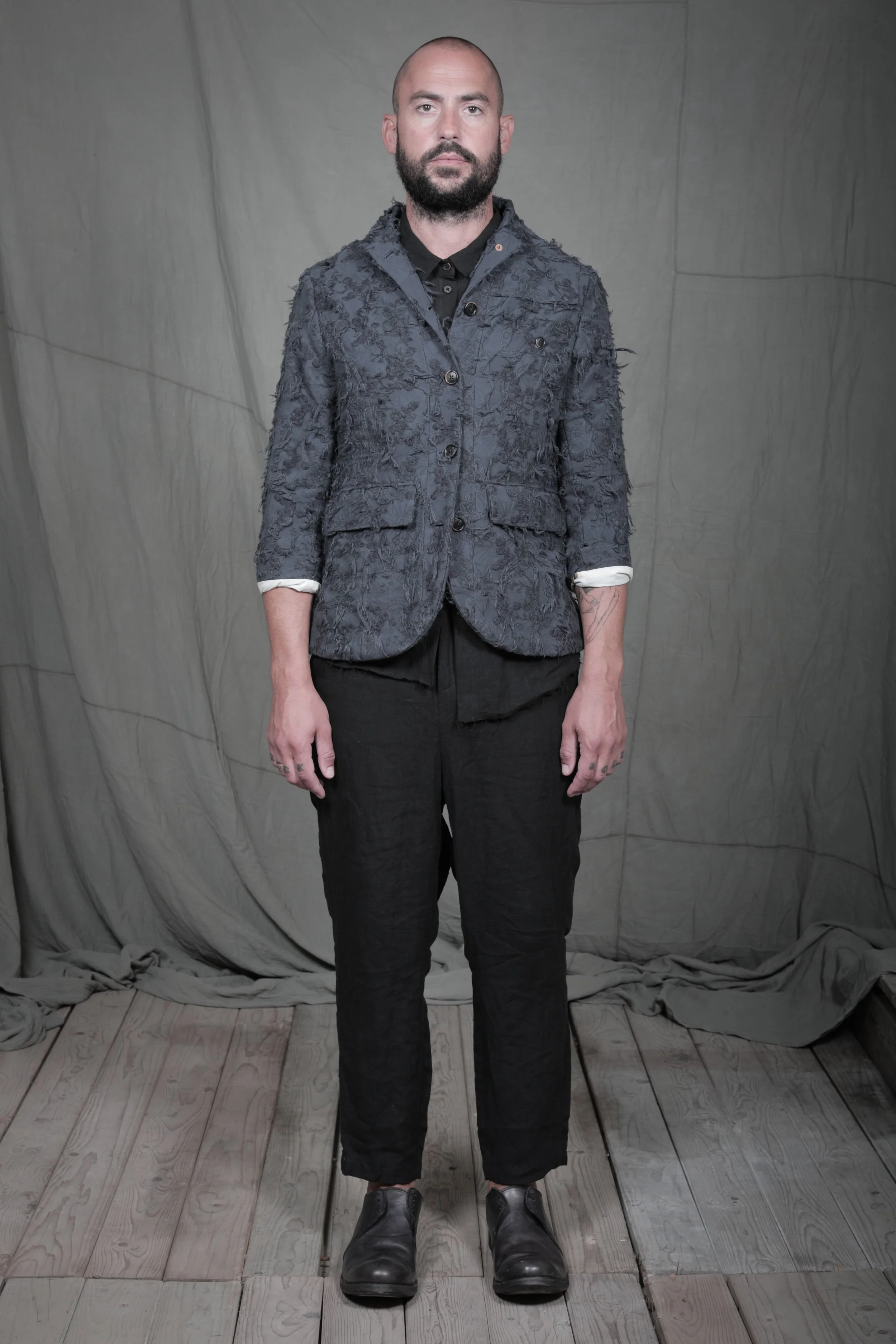 AM - SS2023 - MENS LOOKBOOK-160.jpg