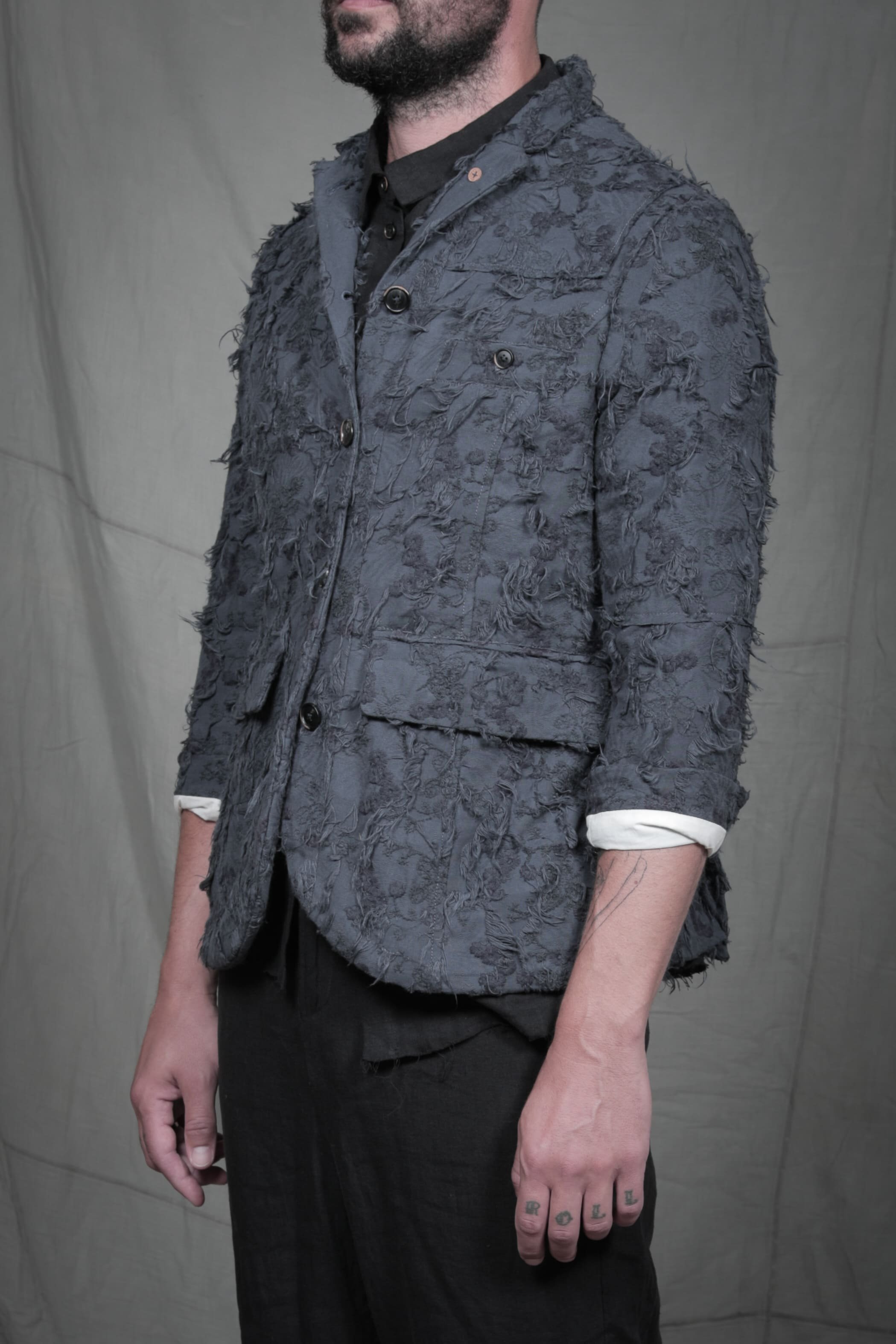 AM - SS2023 - MENS LOOKBOOK-162.jpg