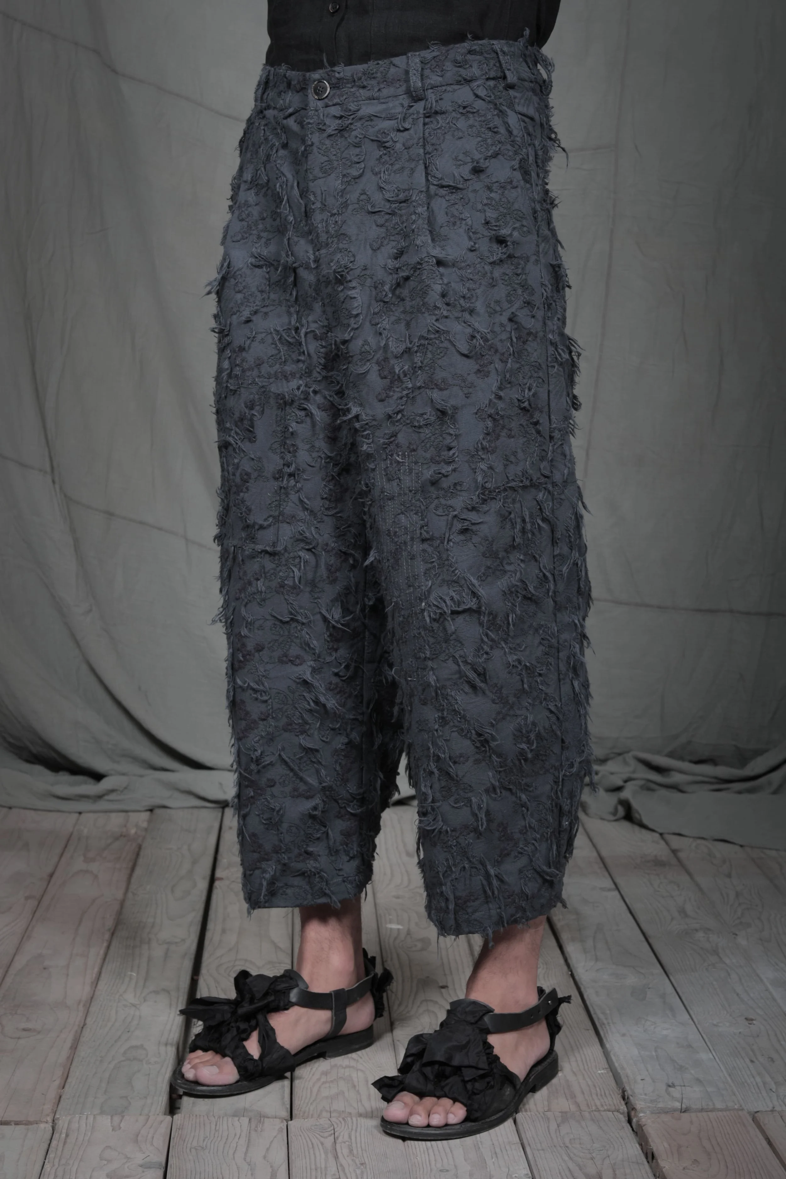 AM - SS2023 - MENS LOOKBOOK-82.jpg