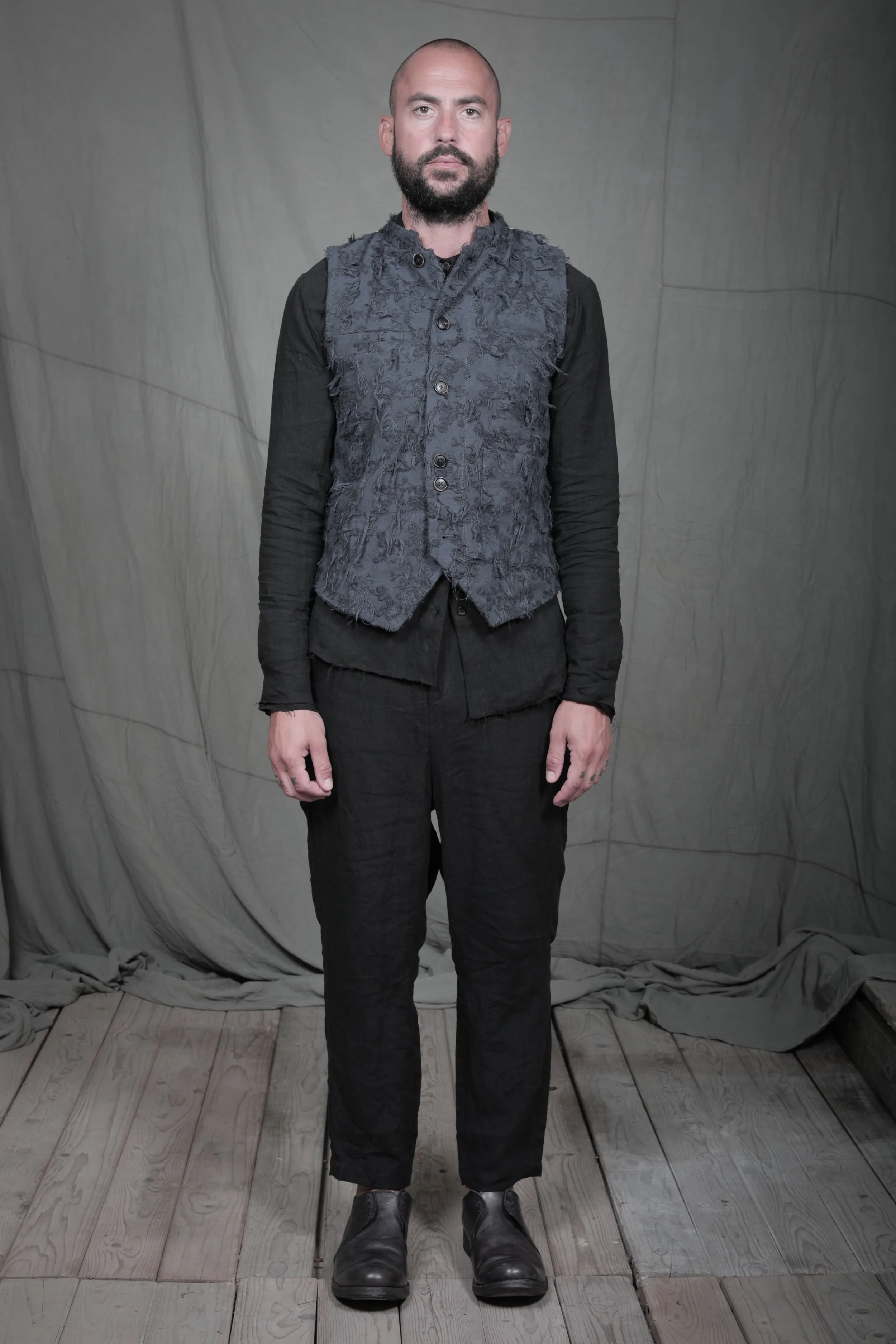 AM - SS2023 - MENS LOOKBOOK-222.jpg