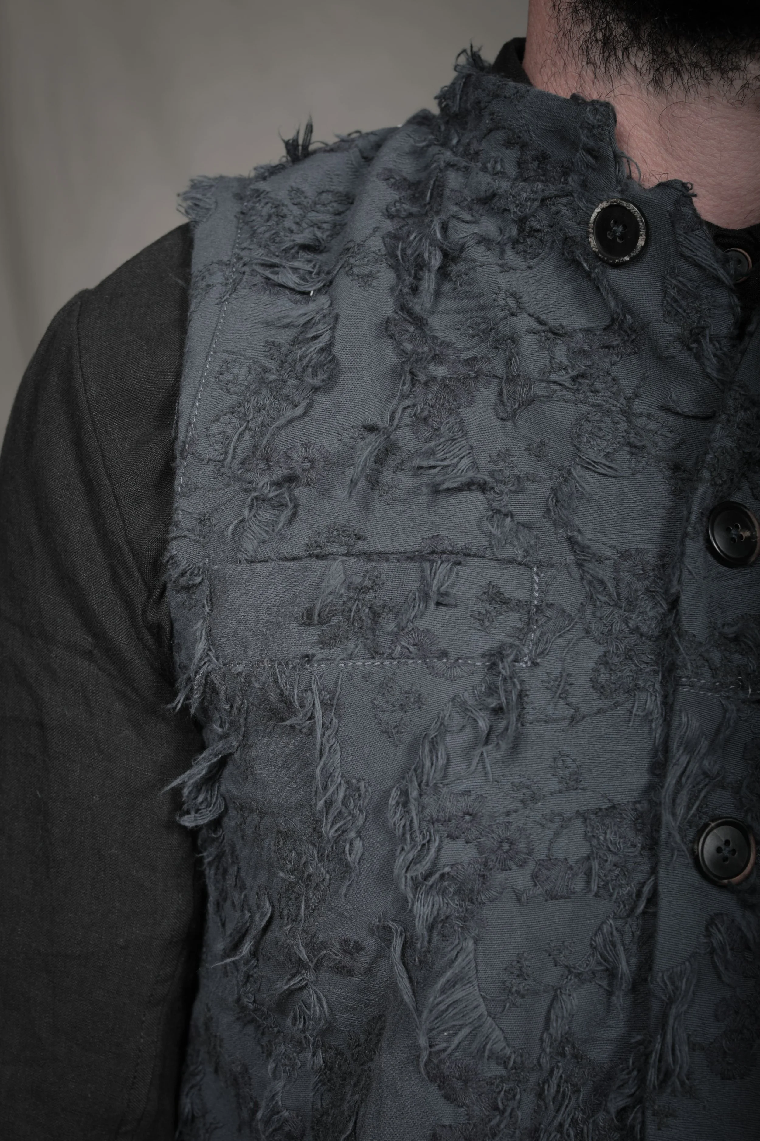 AM - SS2023 - MENS LOOKBOOK-216.jpg