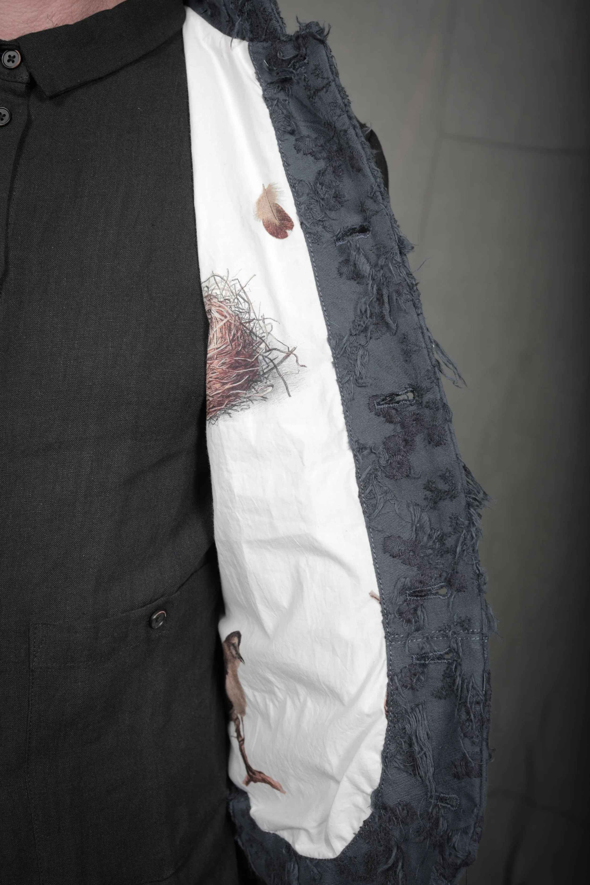 AM - SS2023 - MENS LOOKBOOK-212.jpg