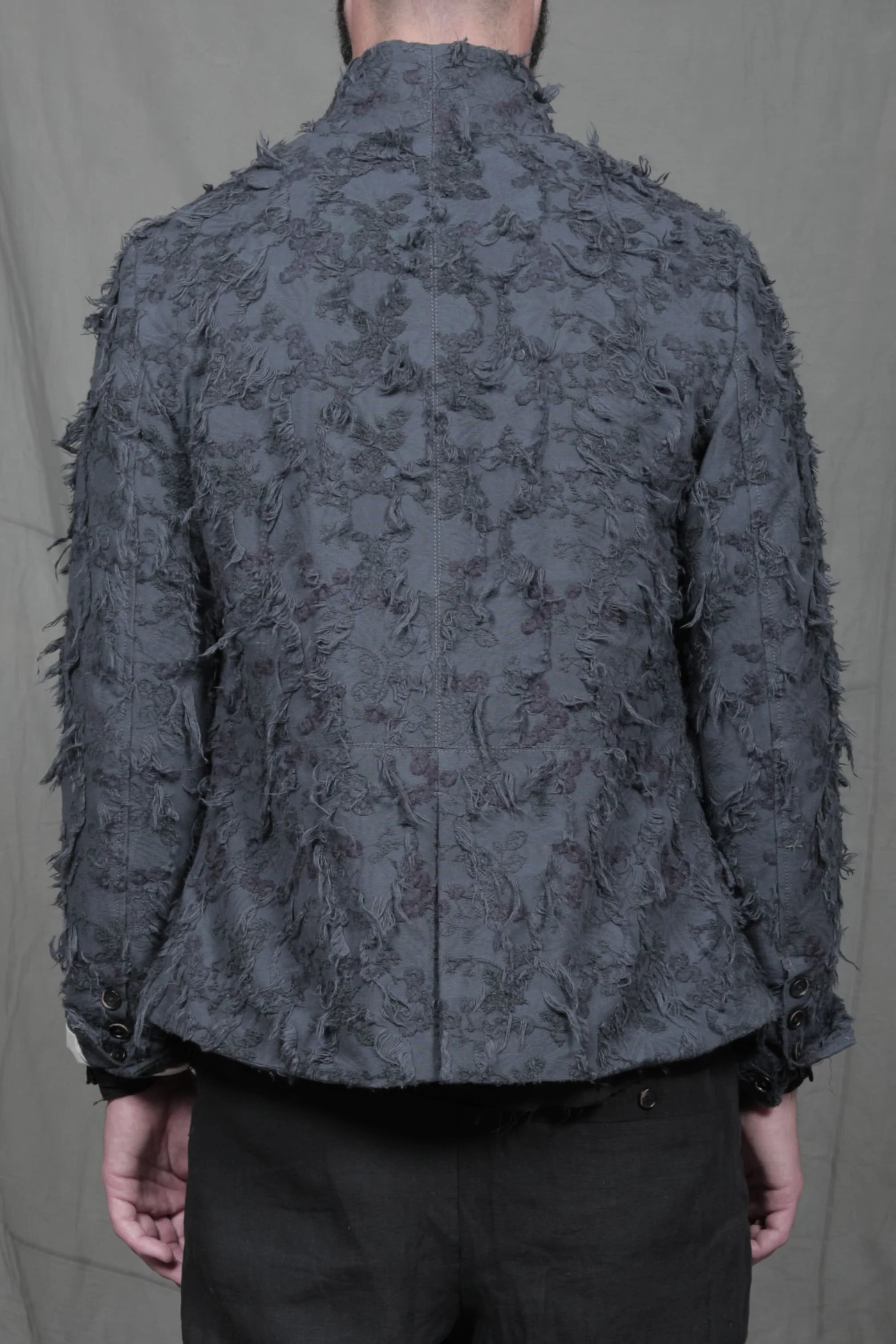 AM - SS2023 - MENS LOOKBOOK-206.jpg