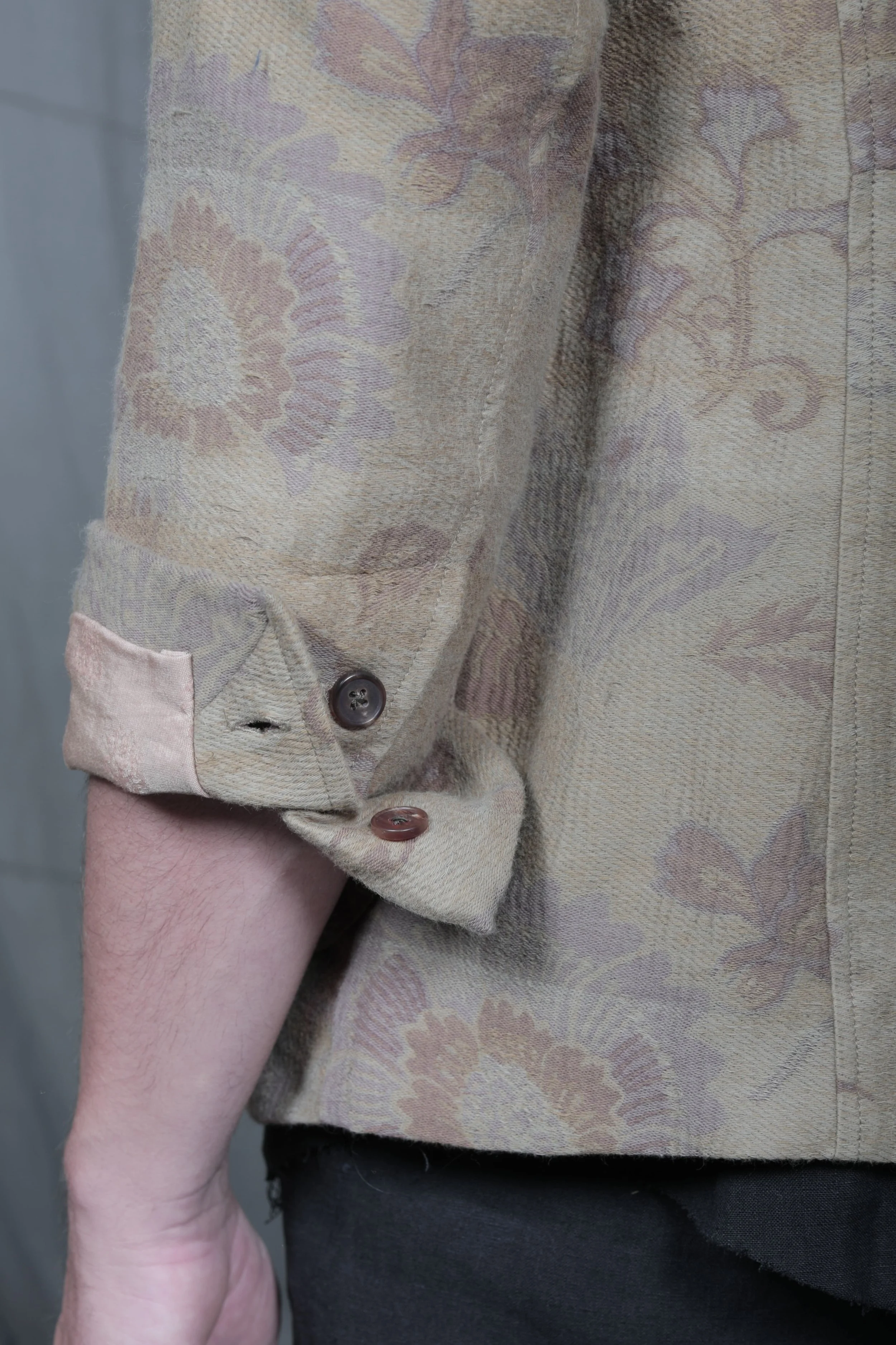 AM - SS2023 - MENS LOOKBOOK-186.jpg