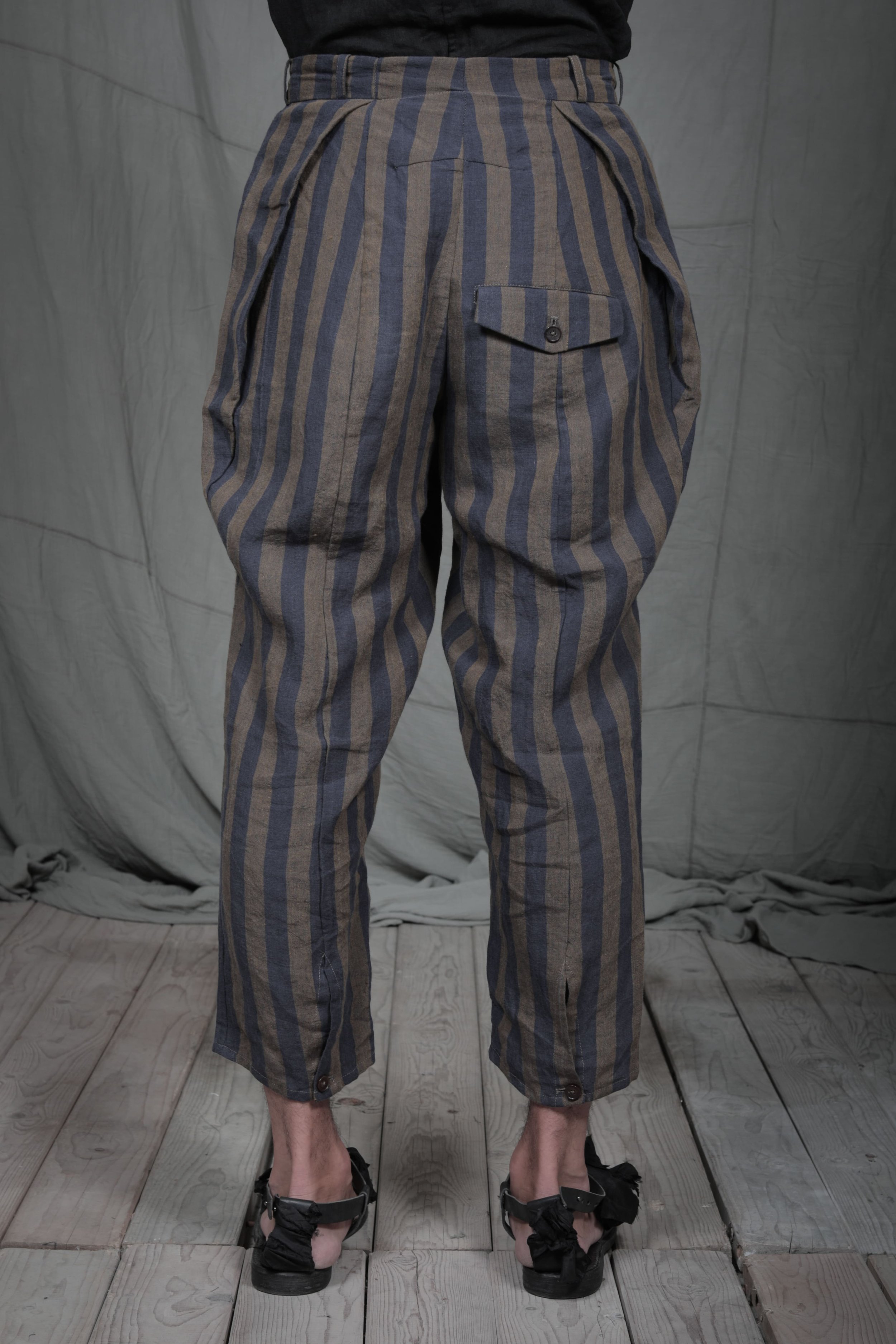AM - SS2023 - MENS LOOKBOOK-53.jpg