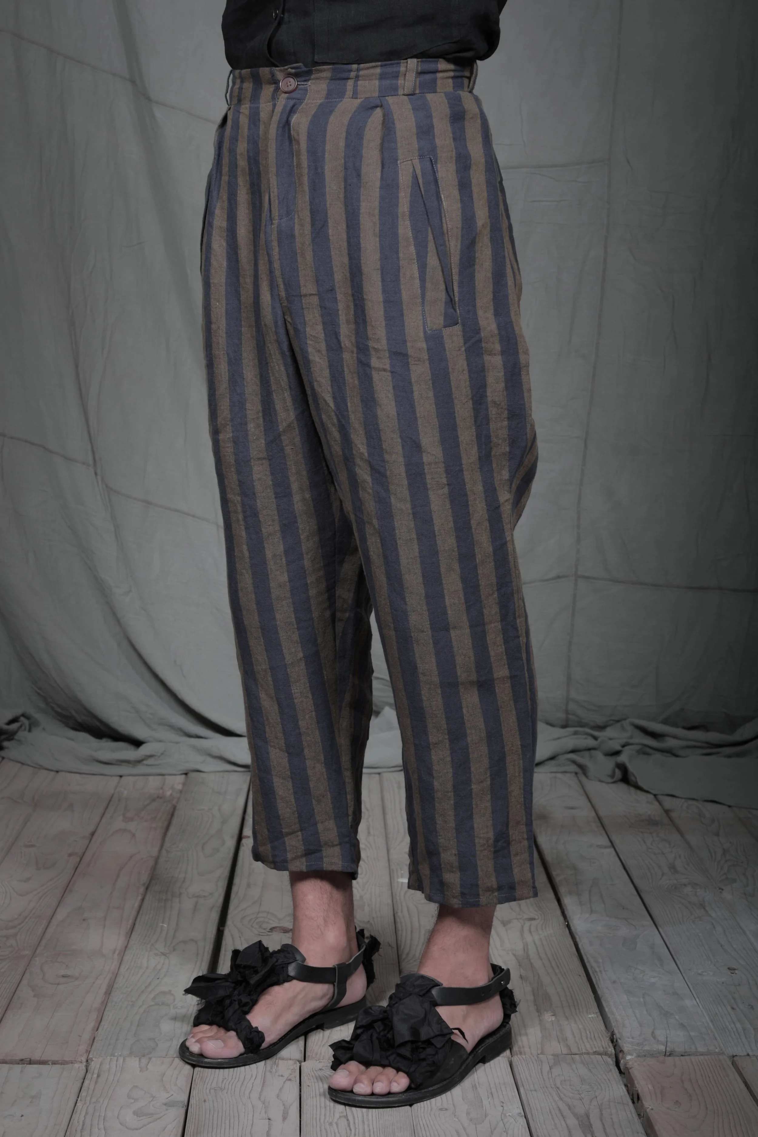 AM - SS2023 - MENS LOOKBOOK-55.jpg