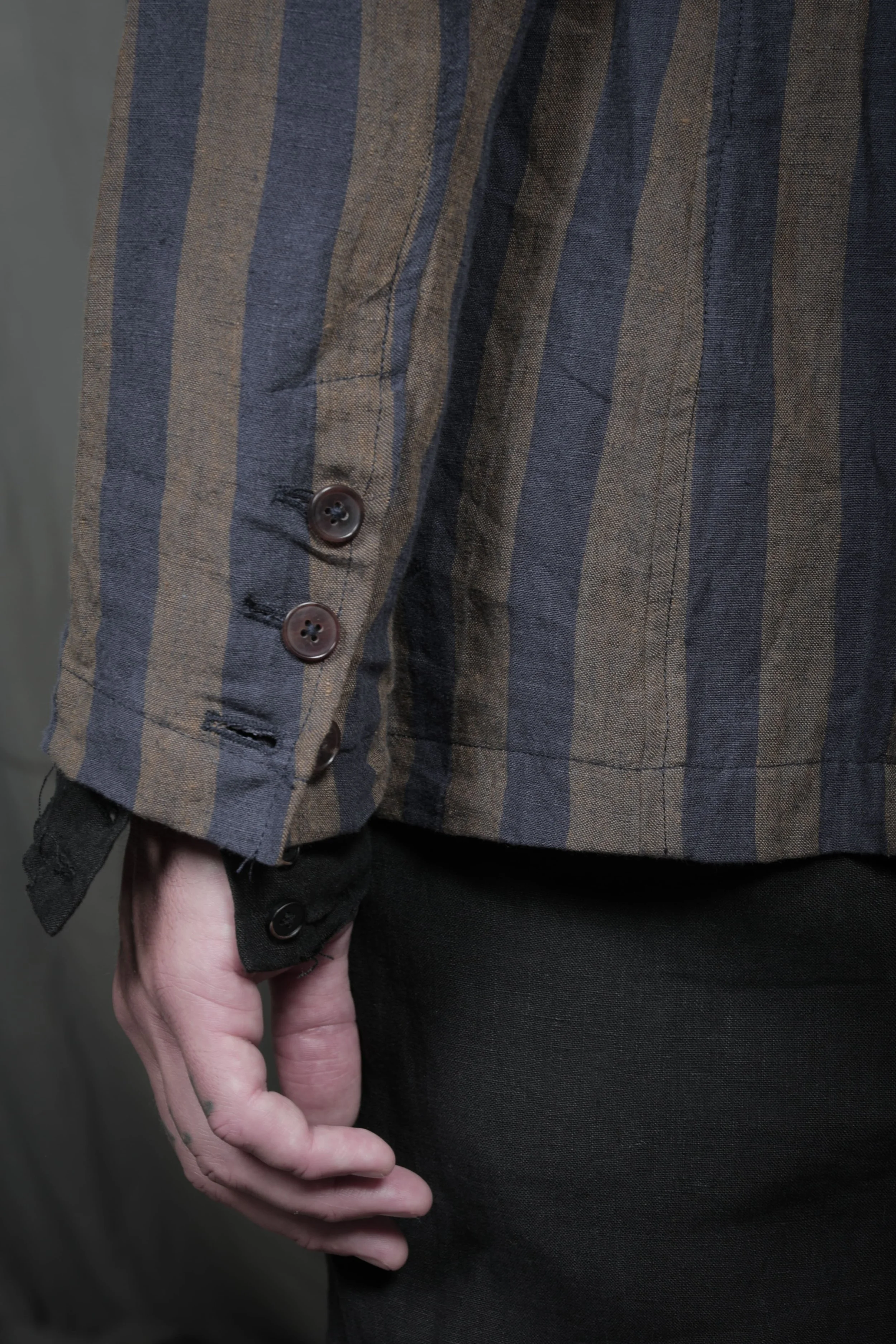 AM - SS2023 - MENS LOOKBOOK-165.jpg