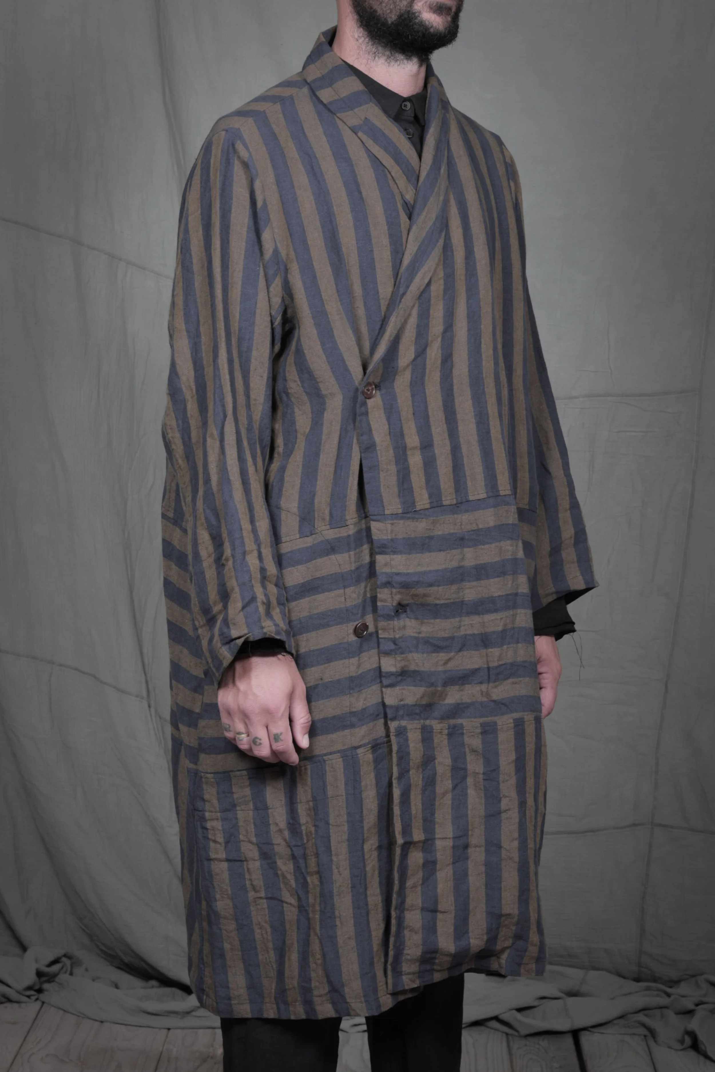 AM - SS2023 - MENS LOOKBOOK-155.jpg