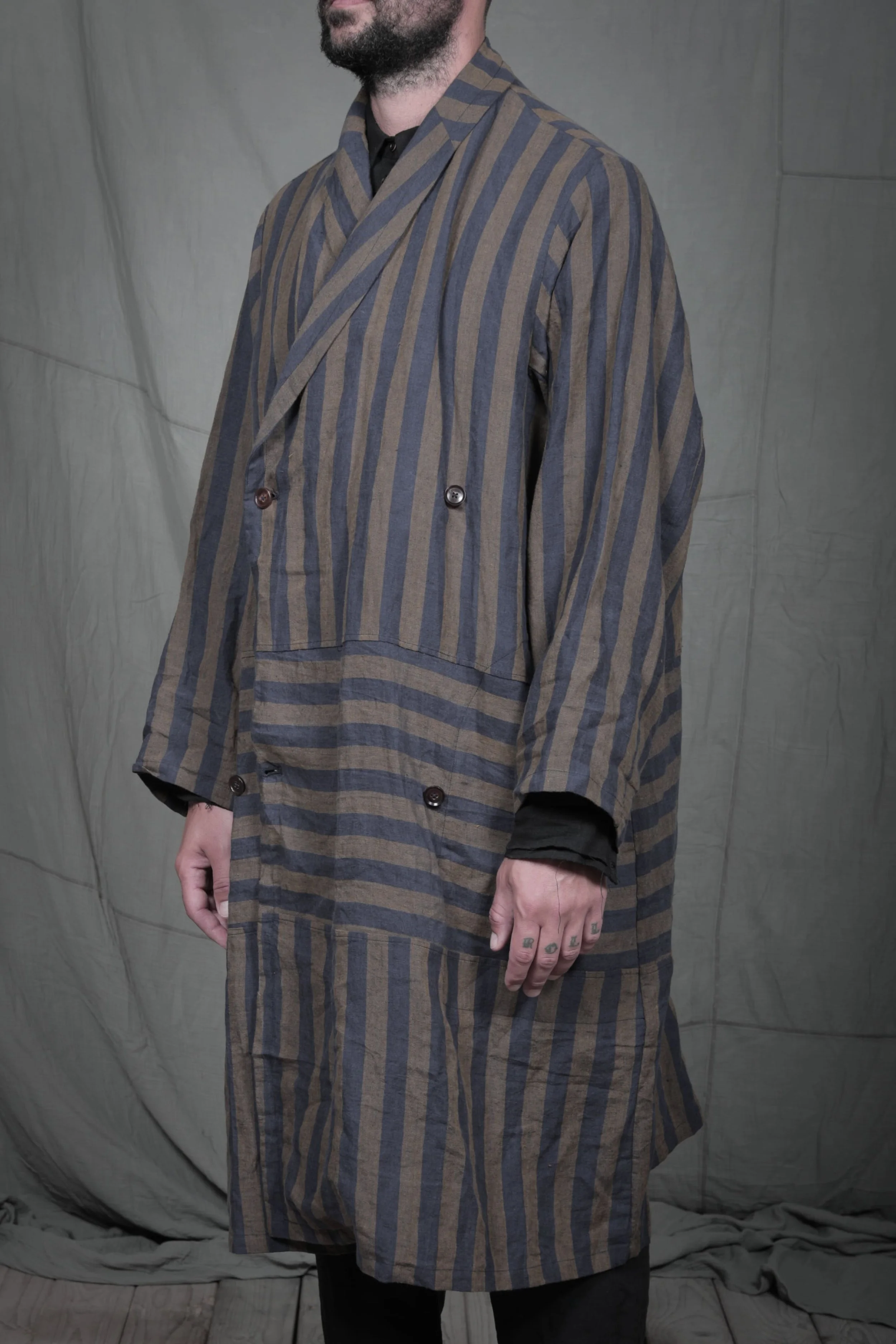 AM - SS2023 - MENS LOOKBOOK-159-kopi.jpg