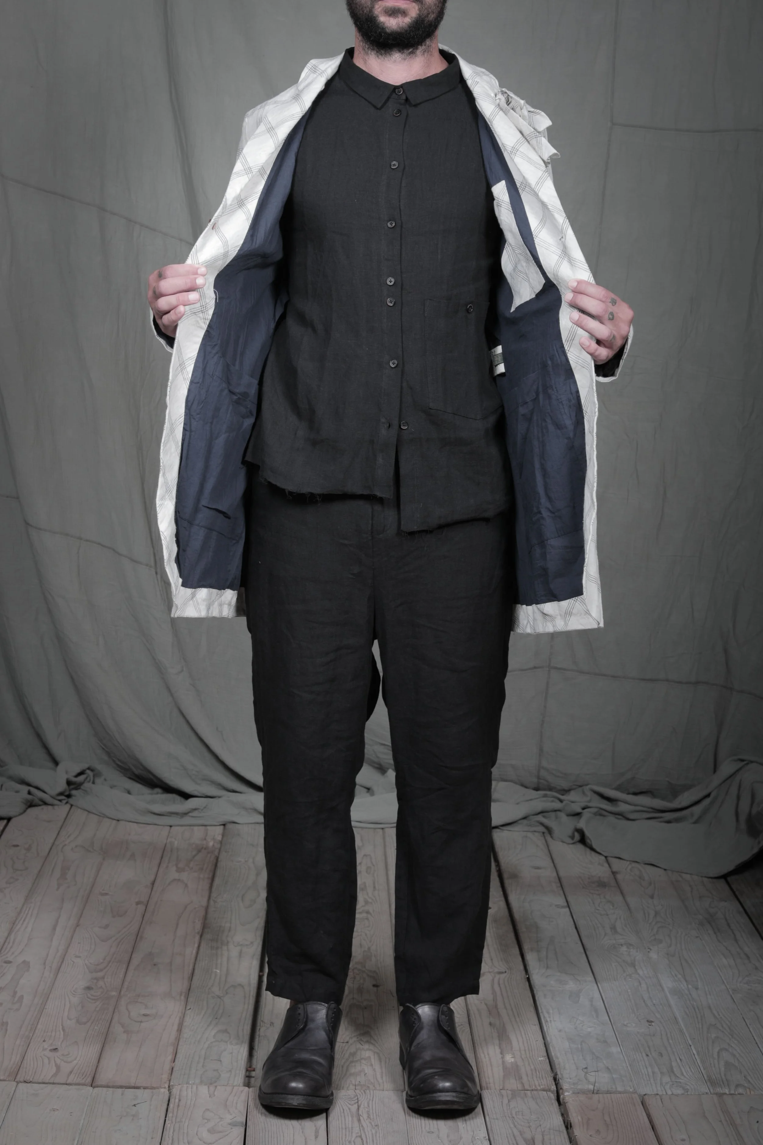 AM - SS2023 - MENS LOOKBOOK-142.jpg