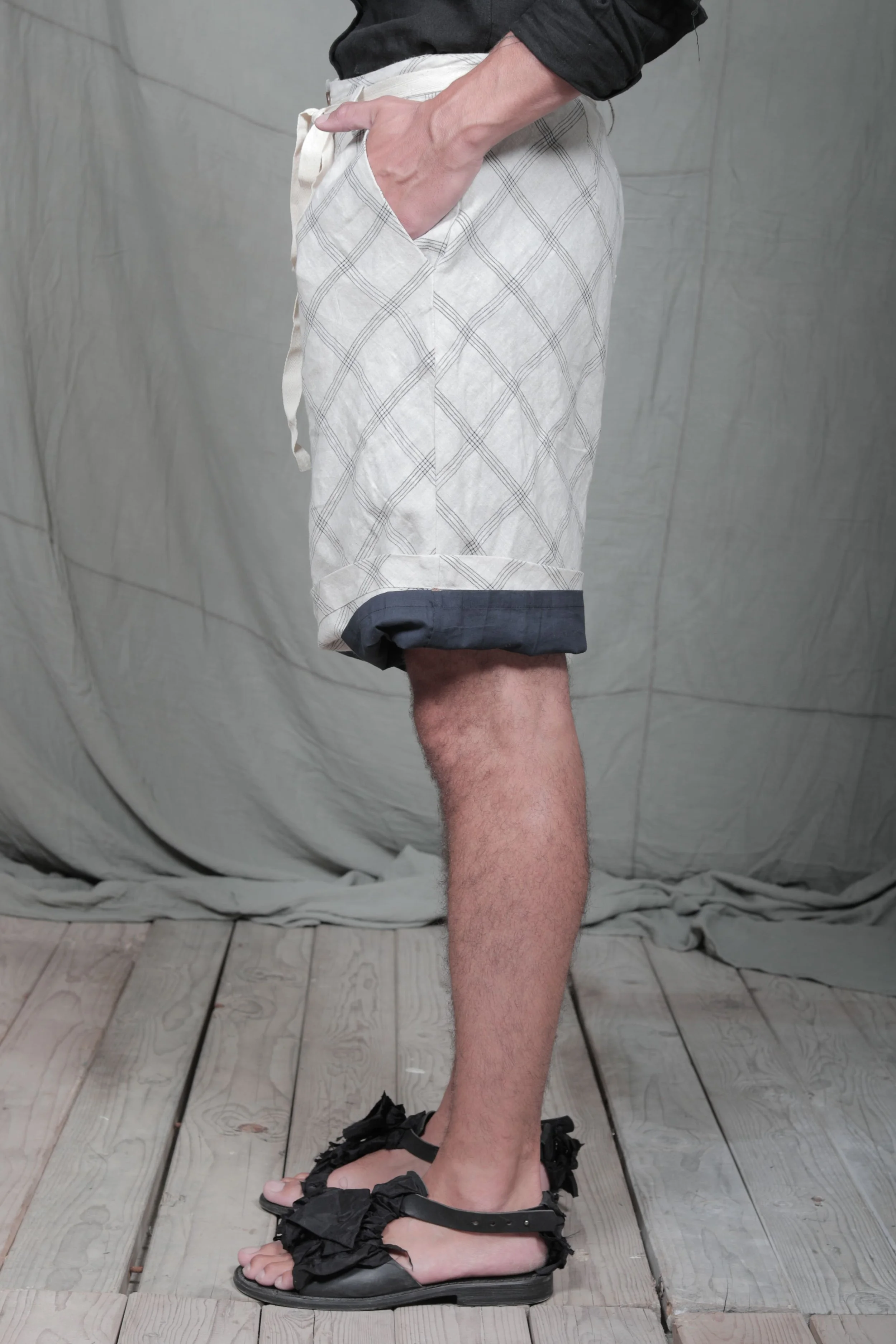 AM - SS2023 - MENS LOOKBOOK-38.jpg
