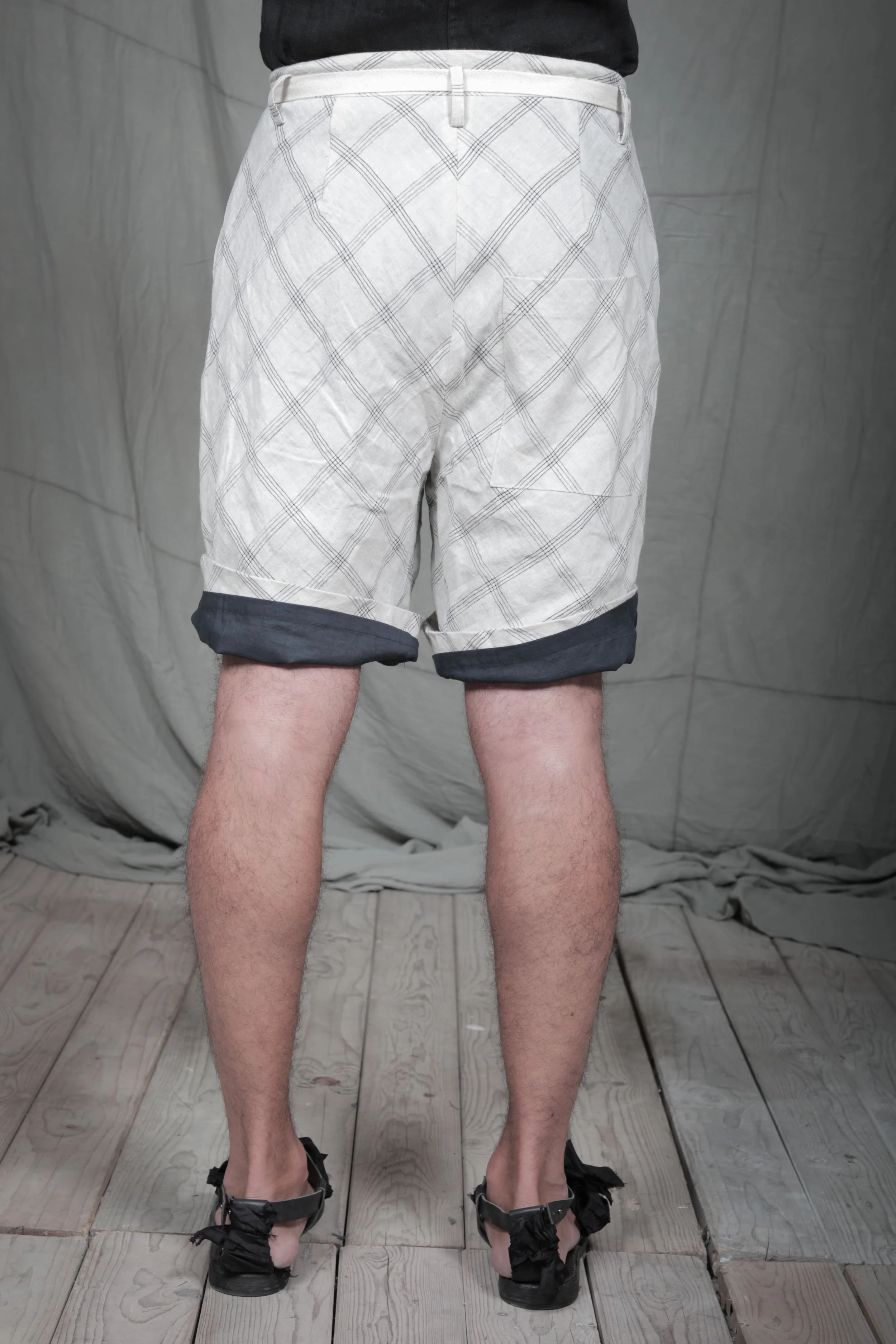 AM - SS2023 - MENS LOOKBOOK-37.jpg