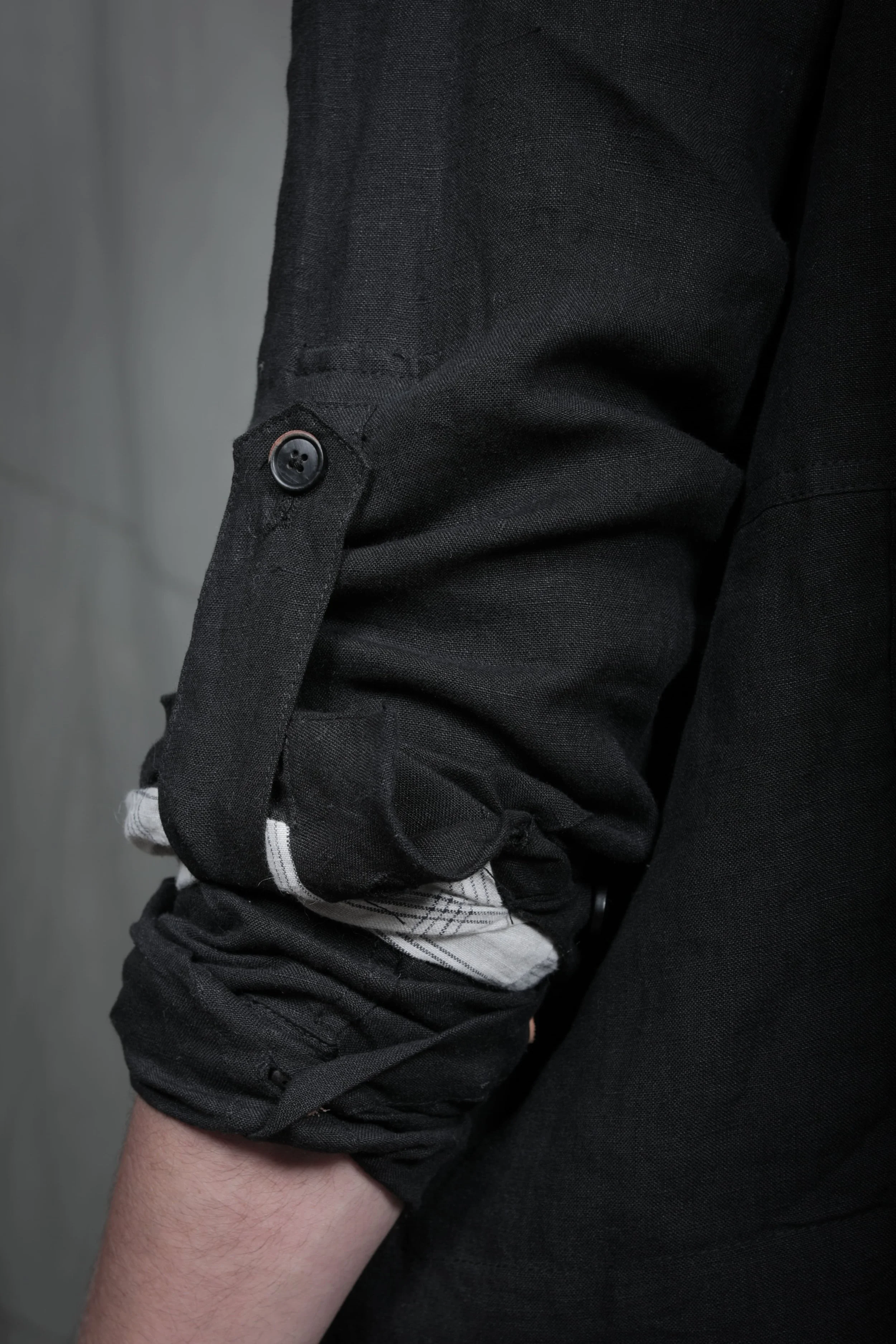 AM - SS2023 - MENS LOOKBOOK-131.jpg