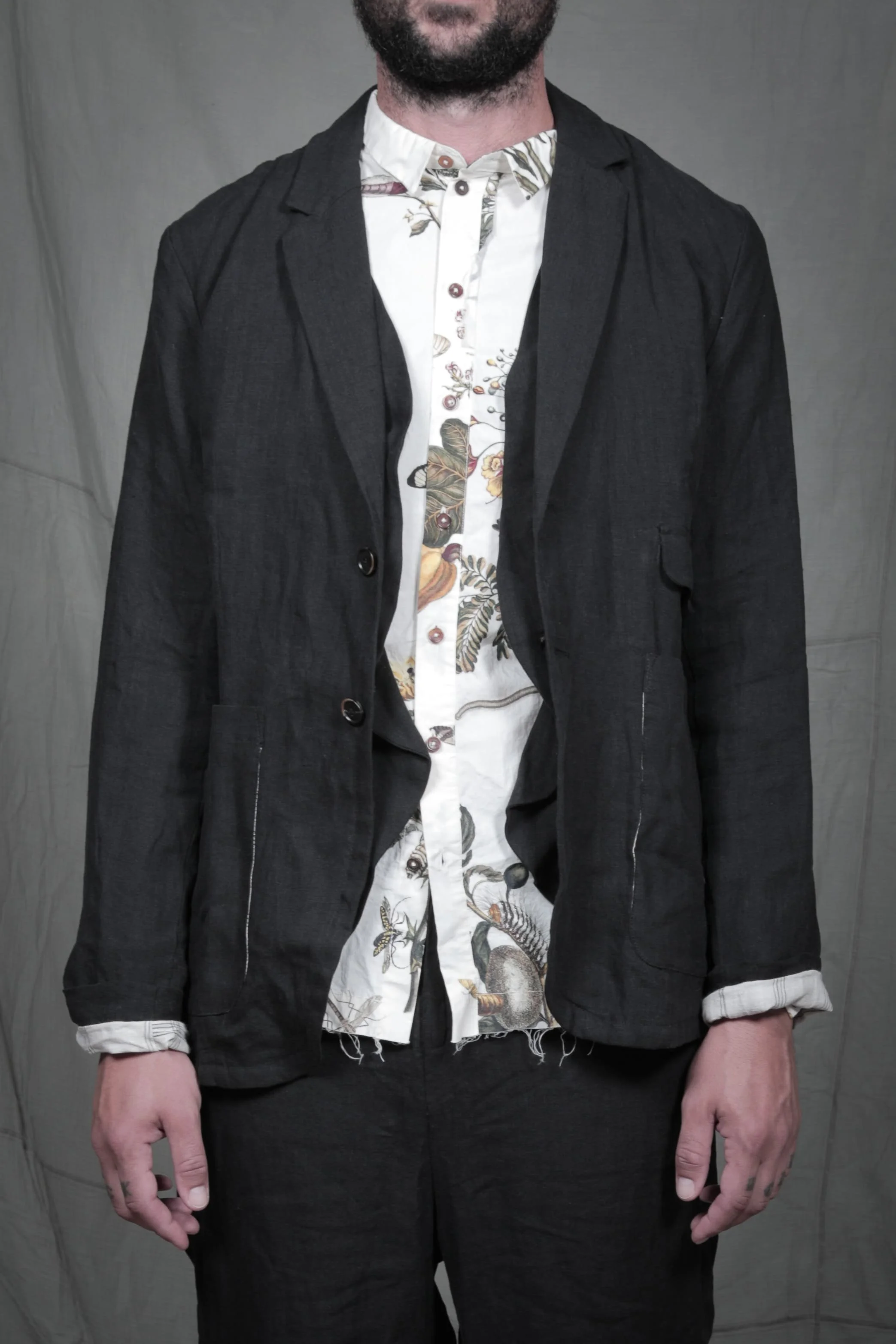 AM - SS2023 - MENS LOOKBOOK-118.jpg