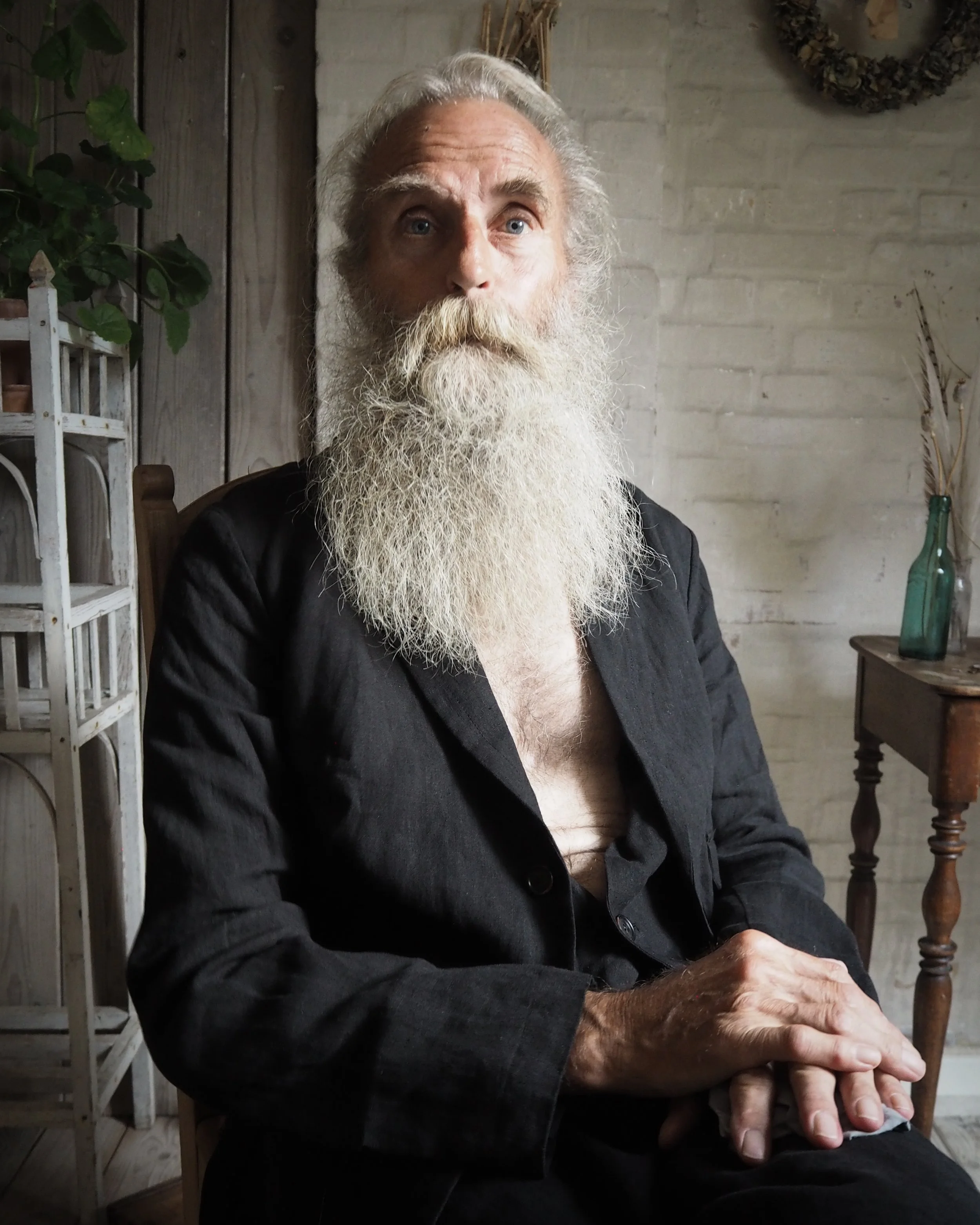 AM - SS2023 - CAMPAIGN-7.jpg