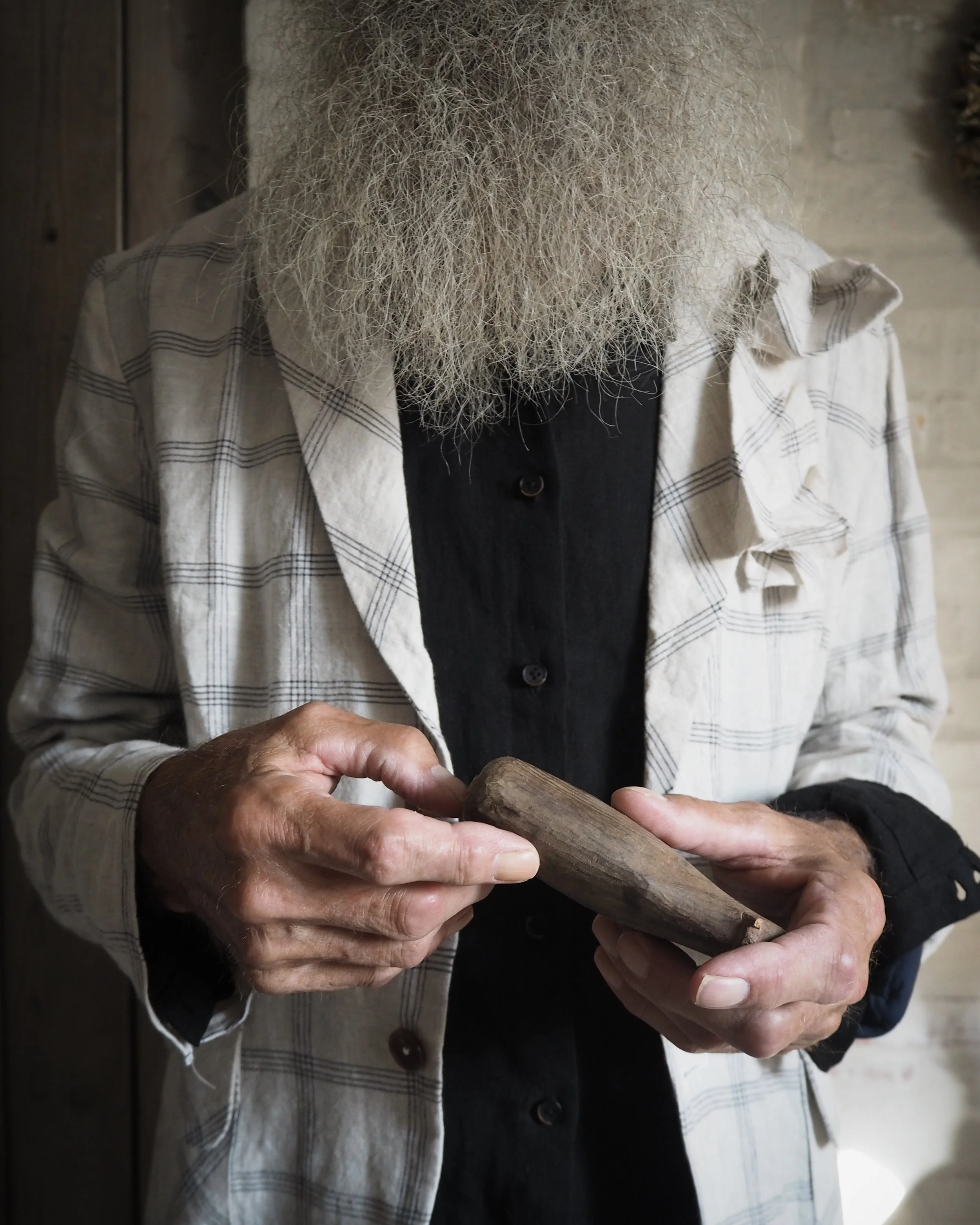 AM - SS2023 - CAMPAIGN-87.jpg