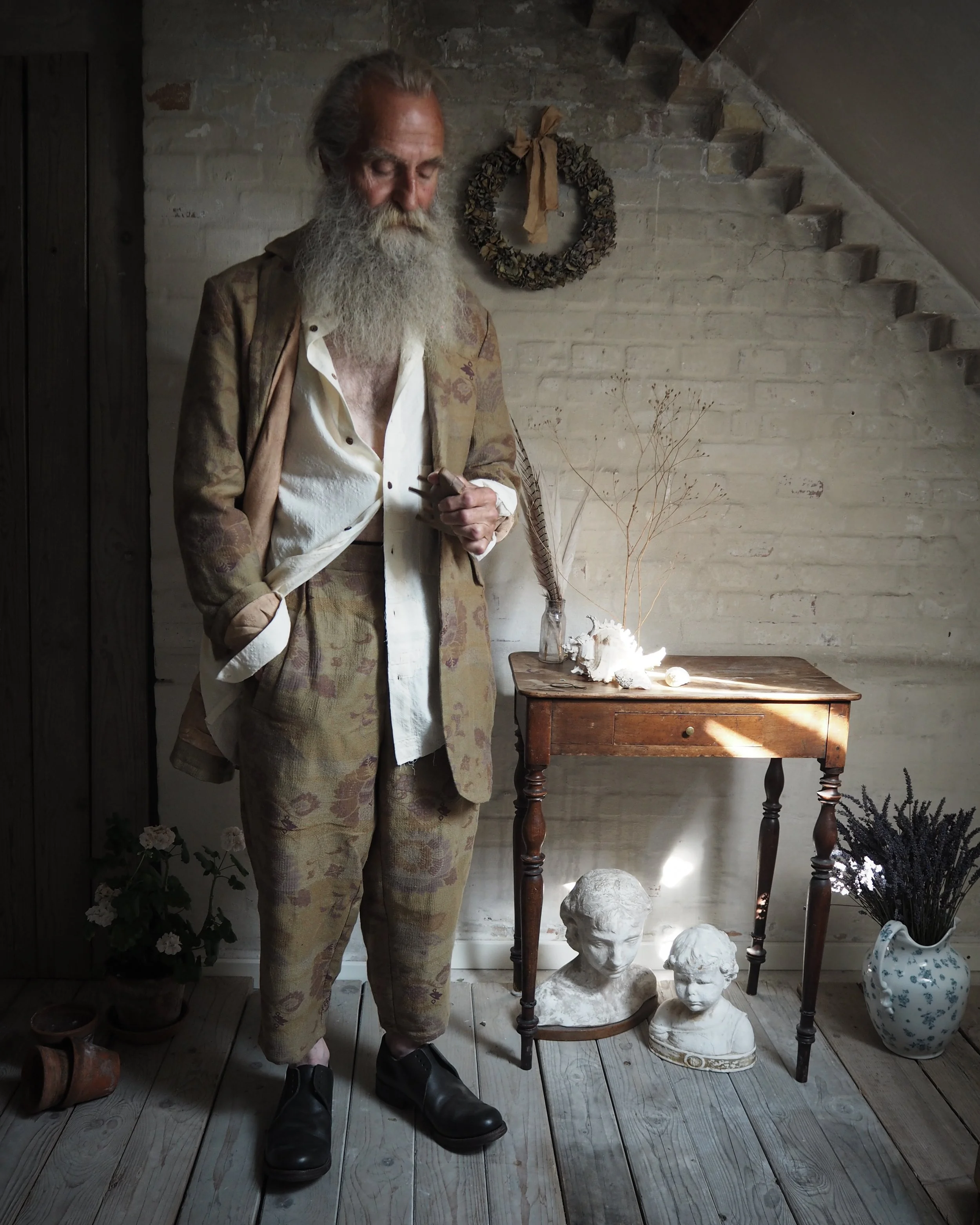 AM - SS2023 - CAMPAIGN-104.jpg