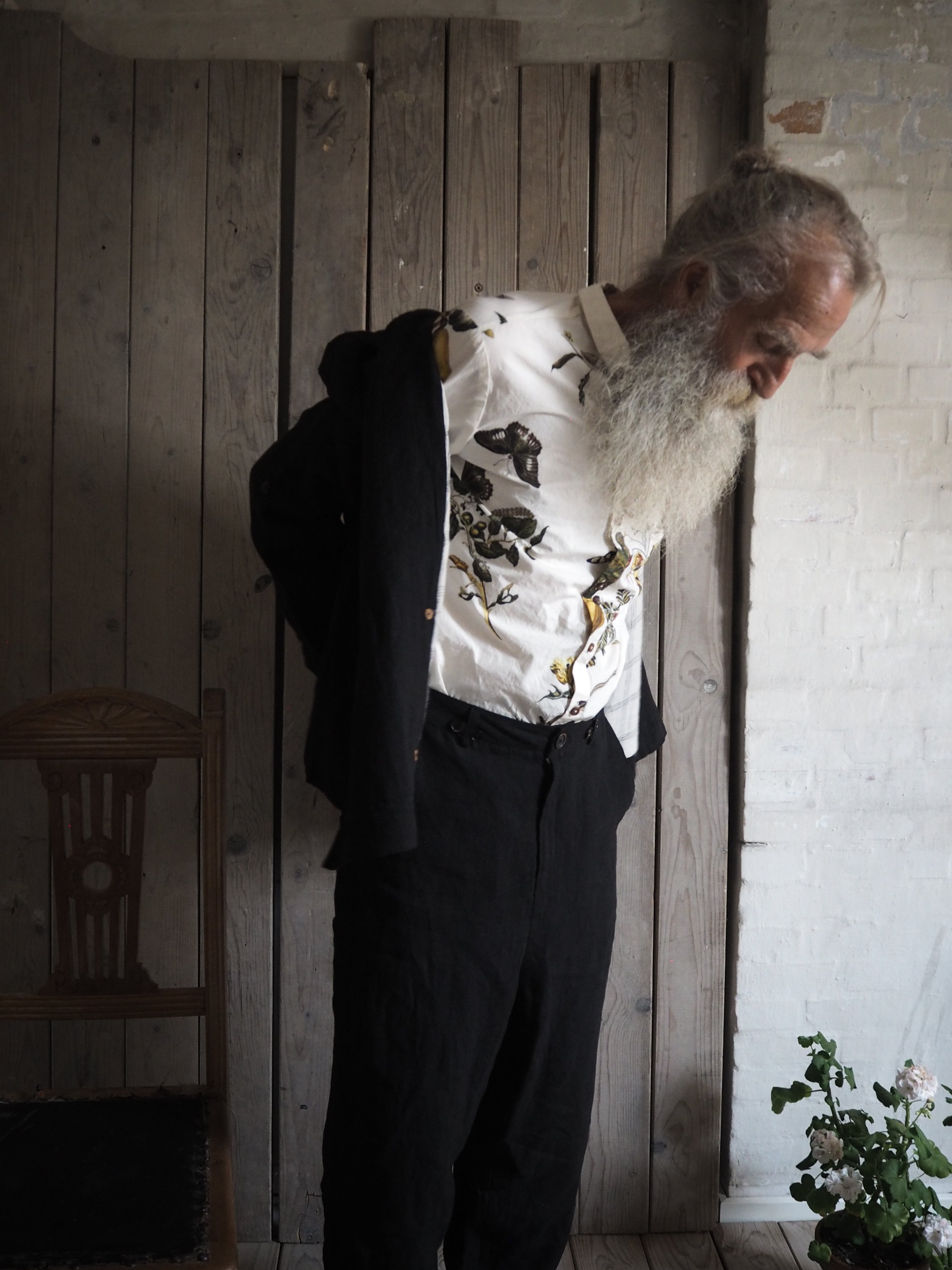 AM - SS2023 - CAMPAIGN-116.jpg