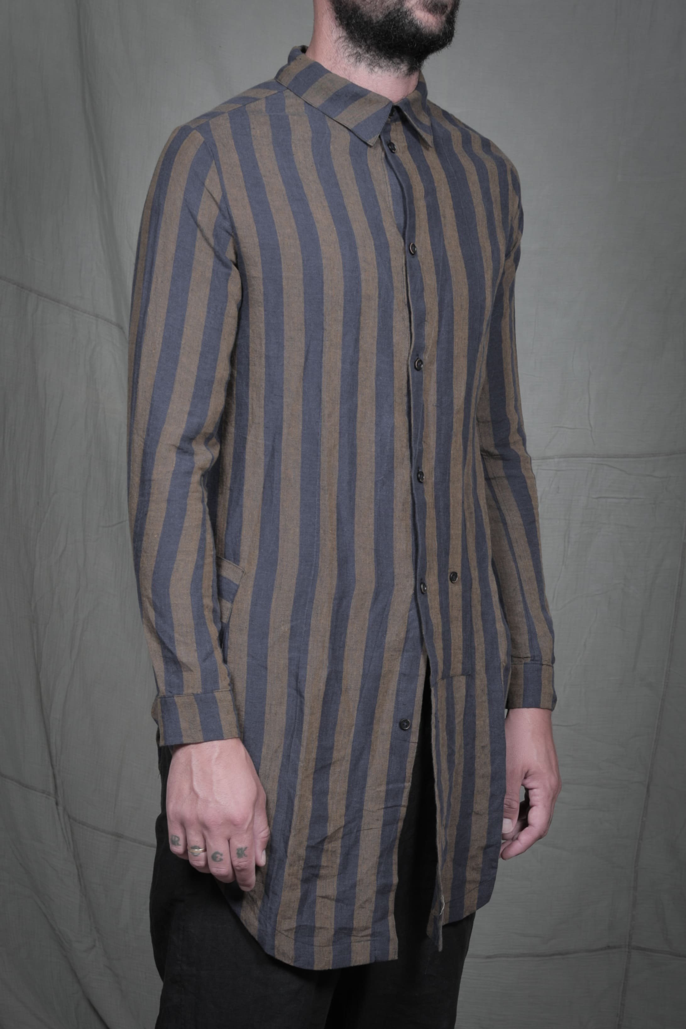 AM - SS2023 - MENS LOOKBOOK-338.jpg