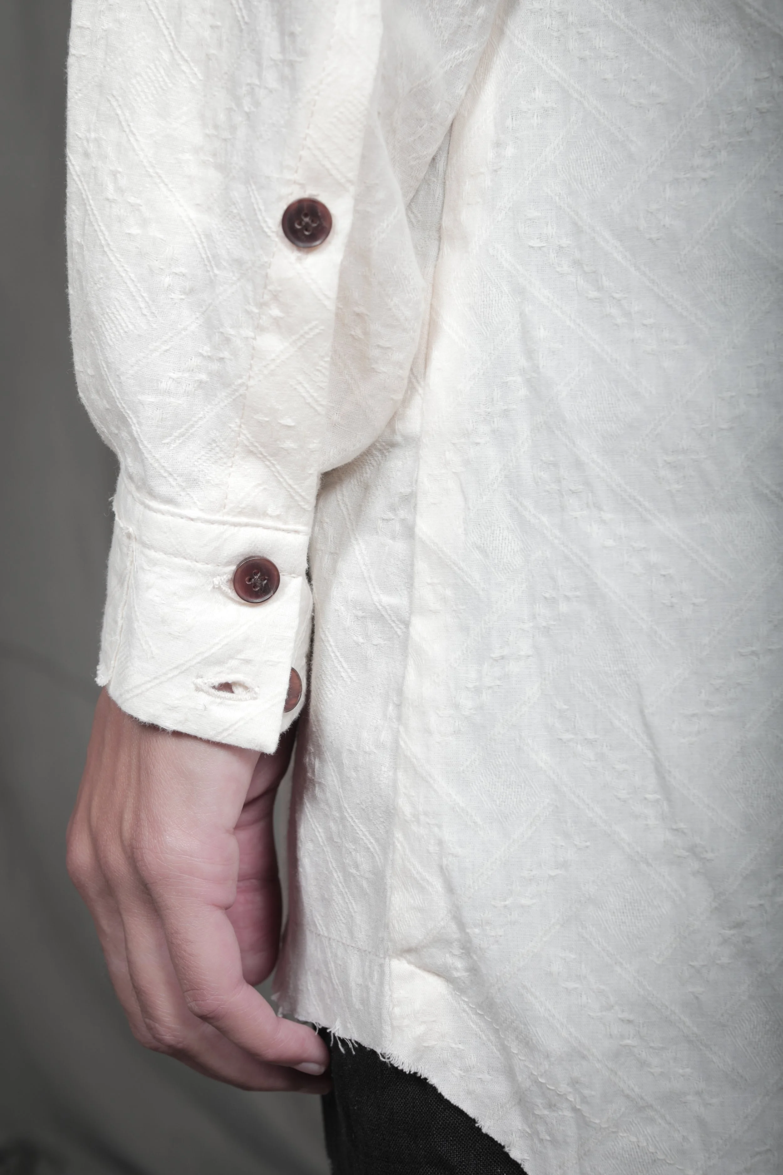 AM - SS2023 - MENS LOOKBOOK-497.jpg