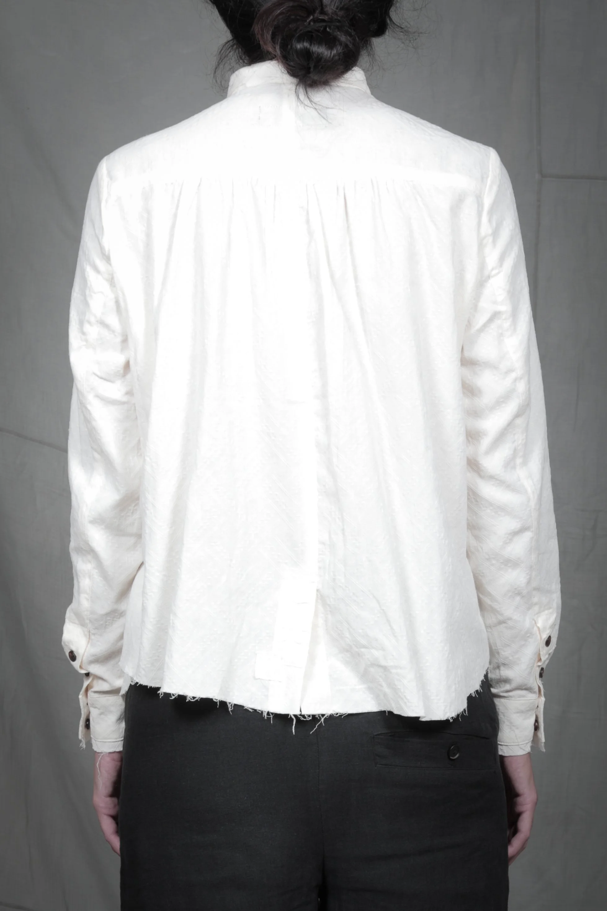 AM - SS2023 - MENS LOOKBOOK-514.jpg