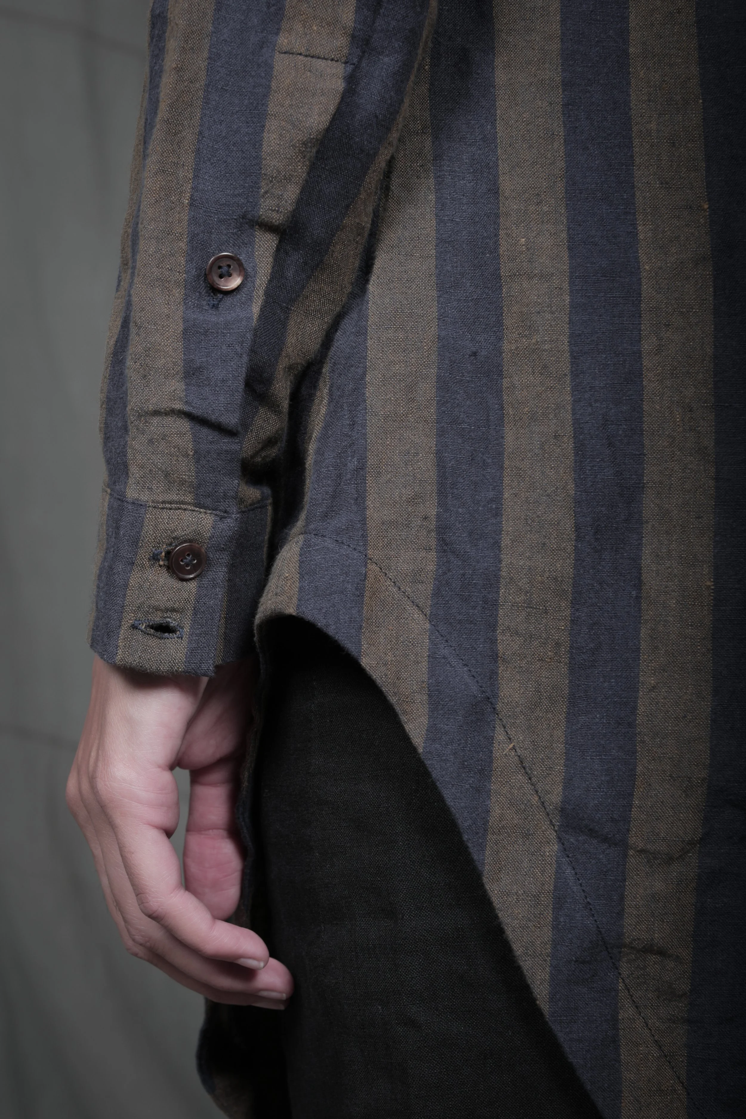 AM - SS2023 - MENS LOOKBOOK-579.jpg