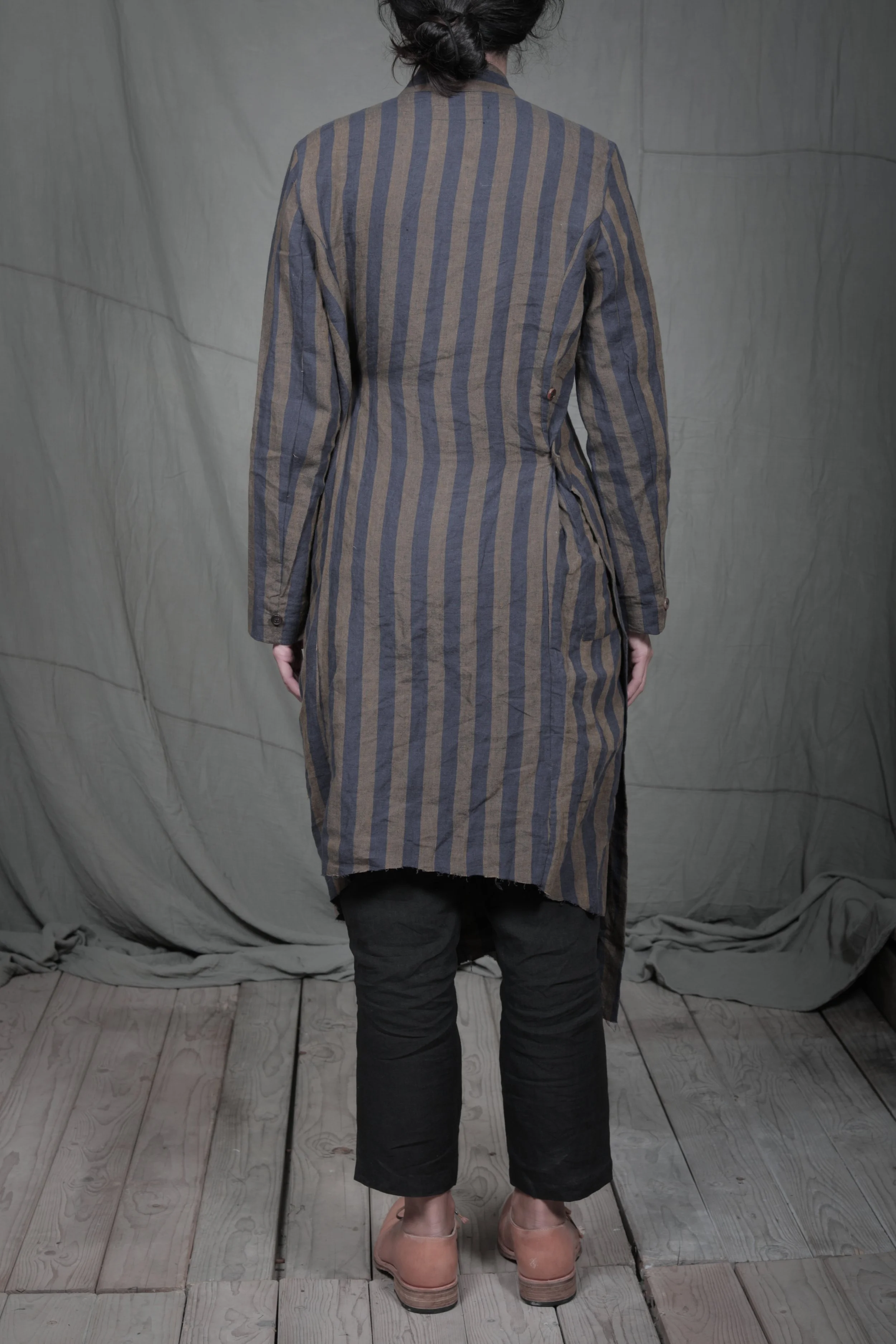 AM - SS2023 - MENS LOOKBOOK-594.jpg